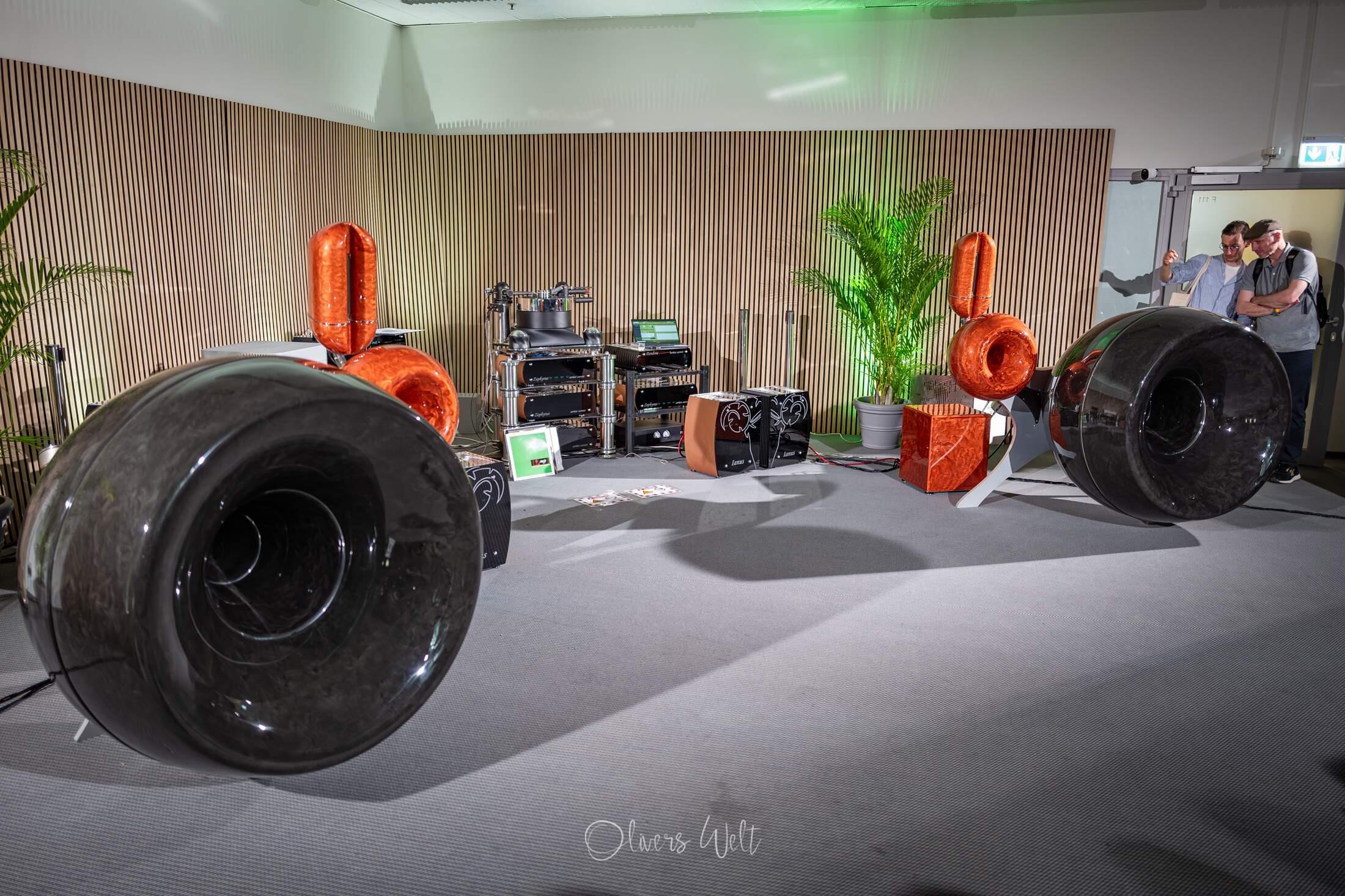 Bild ohne Beschreibung Bild ohne Beschreibung