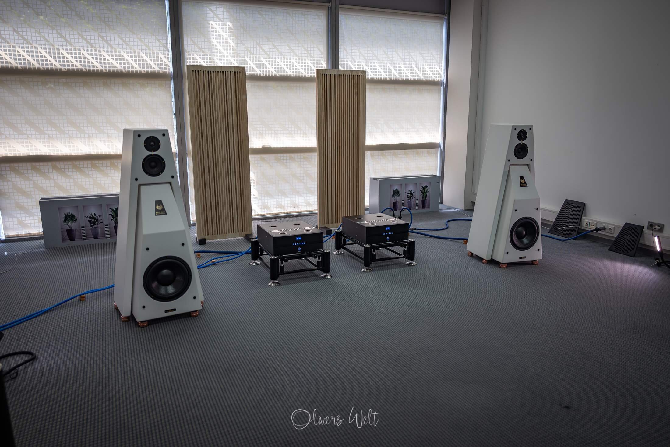 Bild ohne Beschreibung Bild ohne Beschreibung