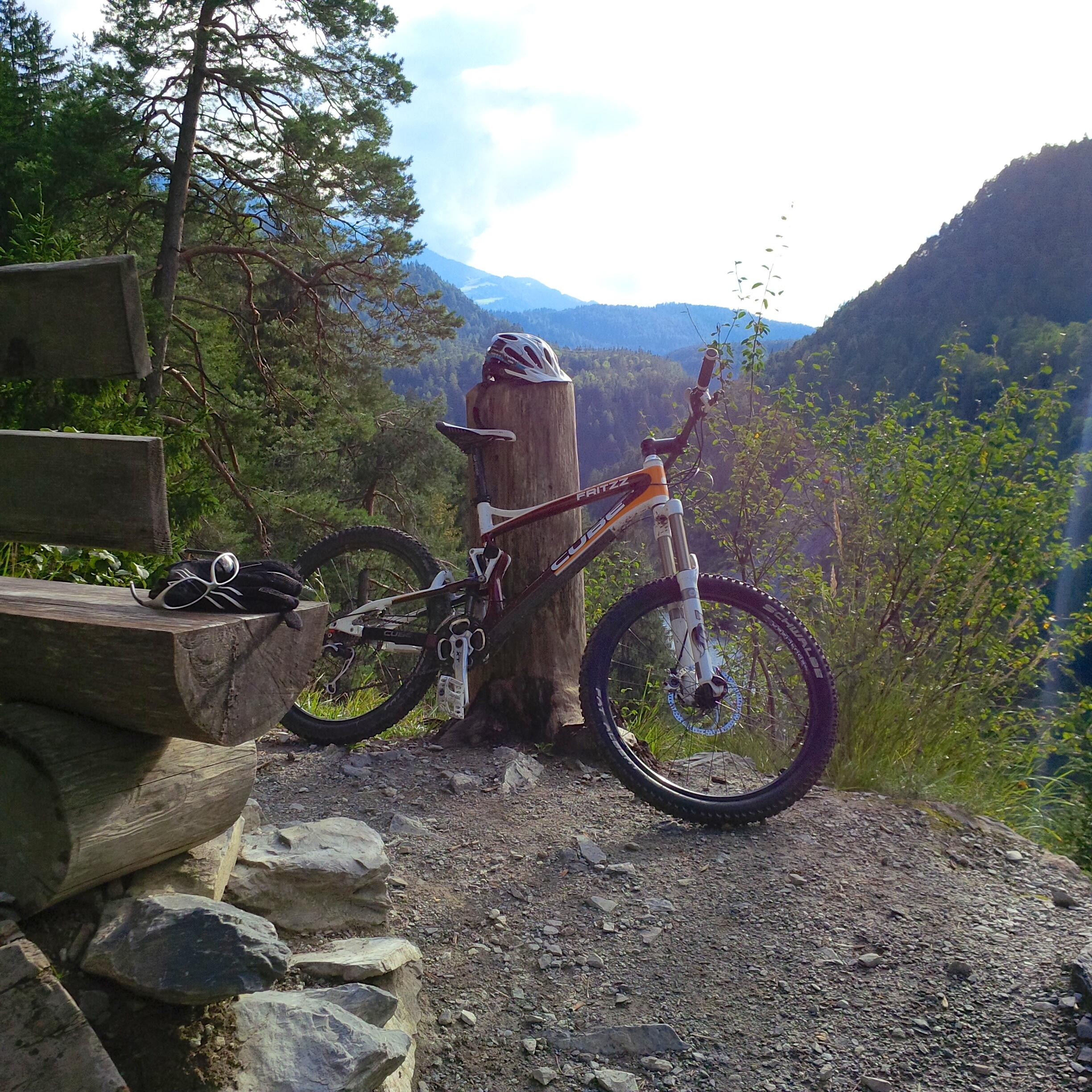 Bild ohne Beschreibung Bild ohne Beschreibung