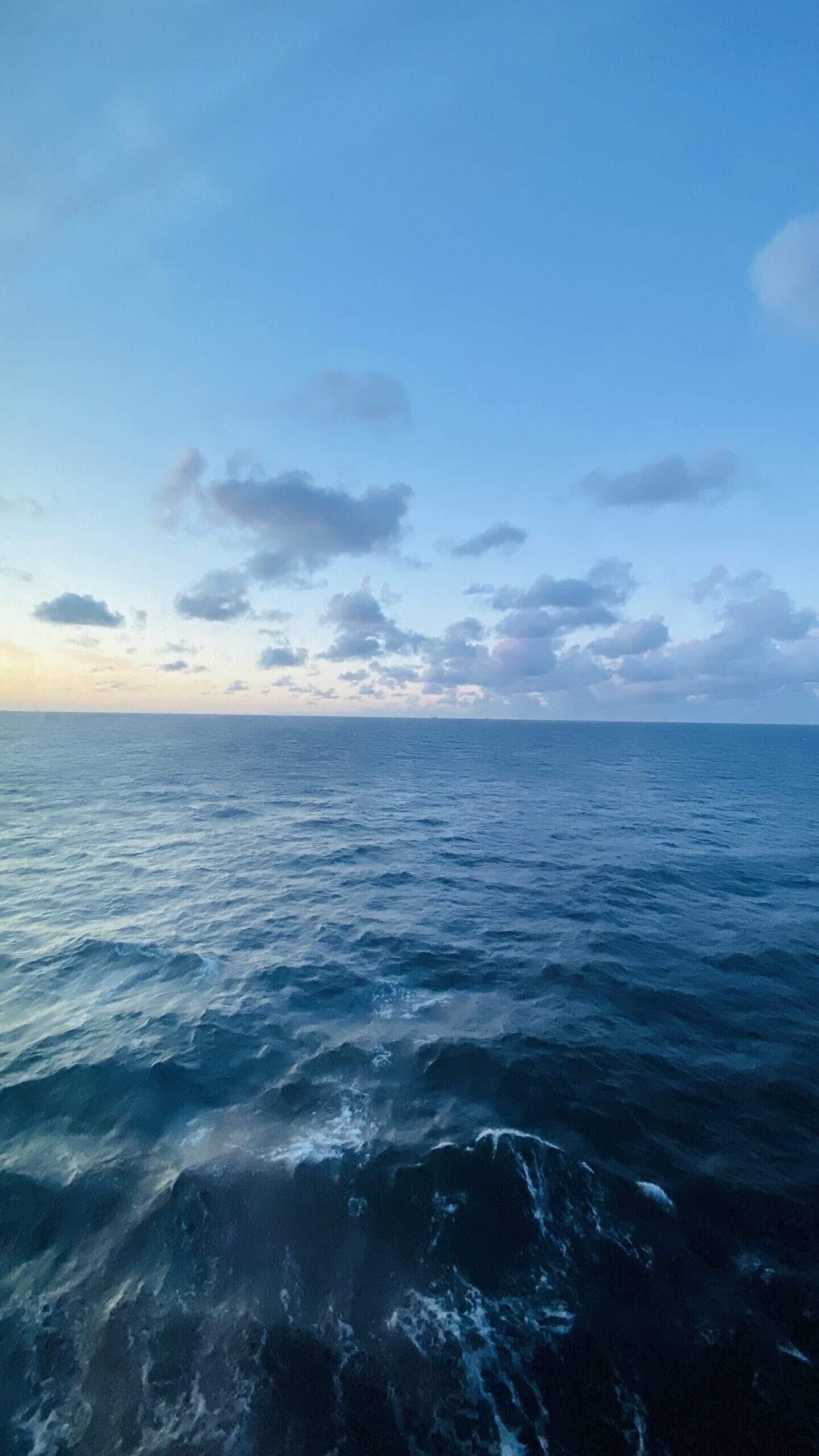 Bild ohne Beschreibung Bild ohne Beschreibung