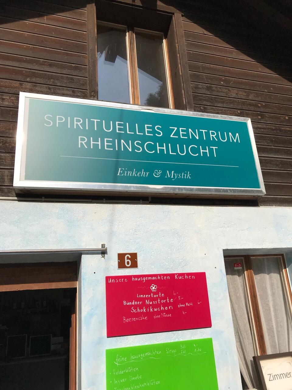 Bild ohne Beschreibung Bild ohne Beschreibung