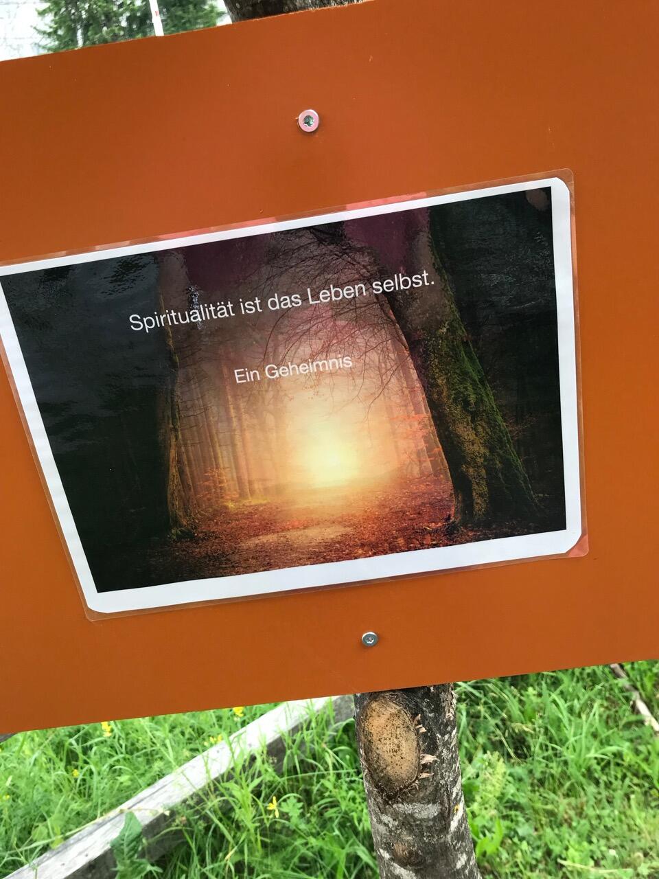 Bild ohne Beschreibung Bild ohne Beschreibung