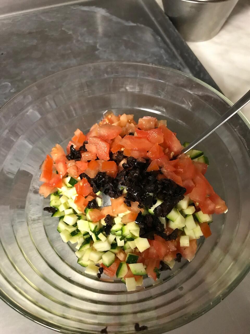 Bild ohne Beschreibung Bild ohne Beschreibung