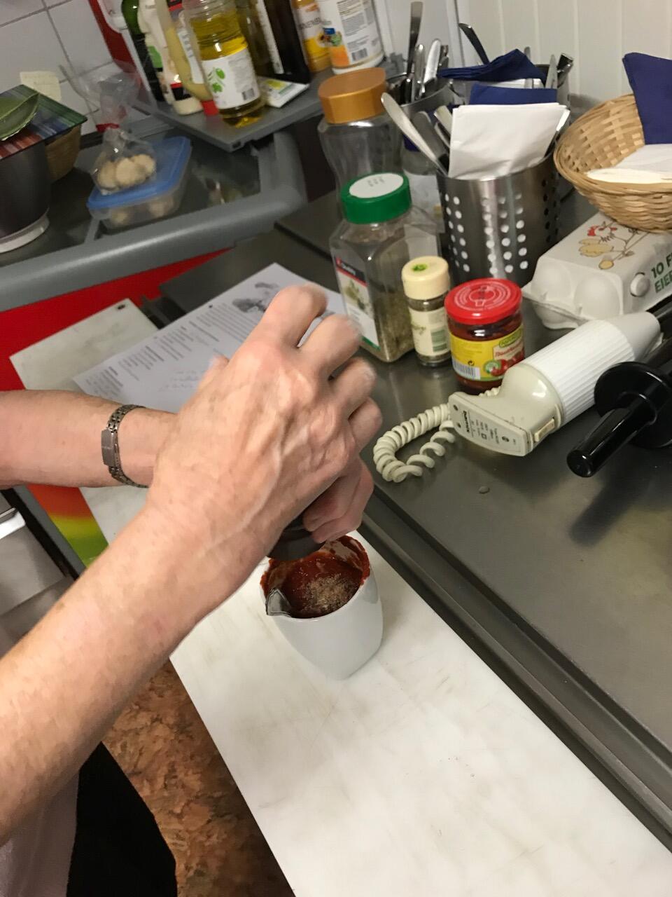 Bild ohne Beschreibung Bild ohne Beschreibung