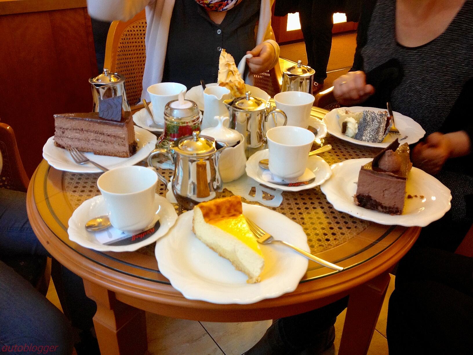 Bild ohne Beschreibung Bild ohne Beschreibung