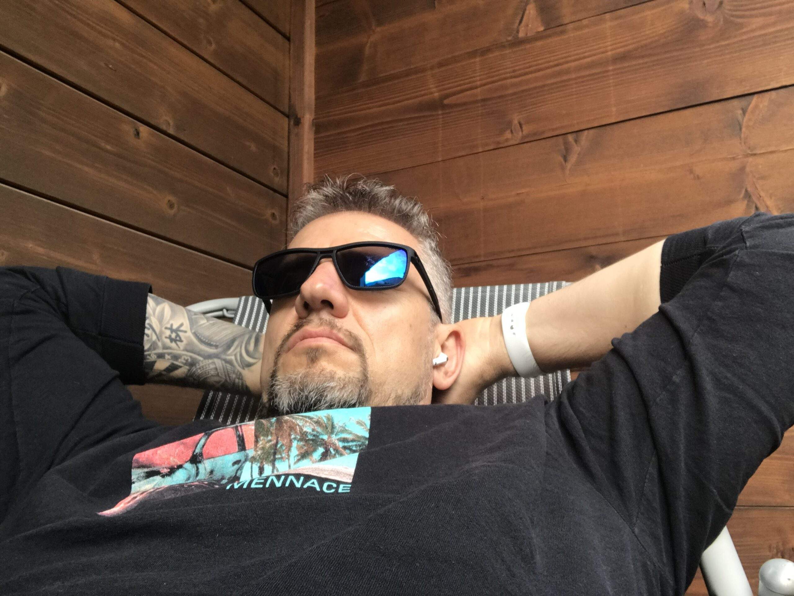 Bild ohne Beschreibung Bild ohne Beschreibung