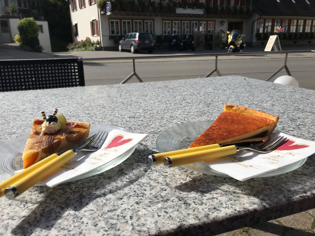 Bild ohne Beschreibung Bild ohne Beschreibung