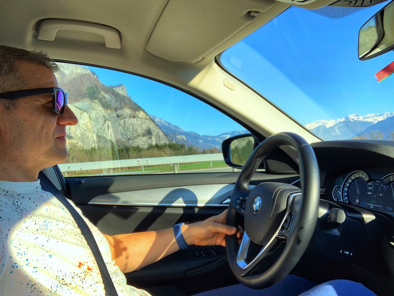 Bild ohne Beschreibung Bild ohne Beschreibung