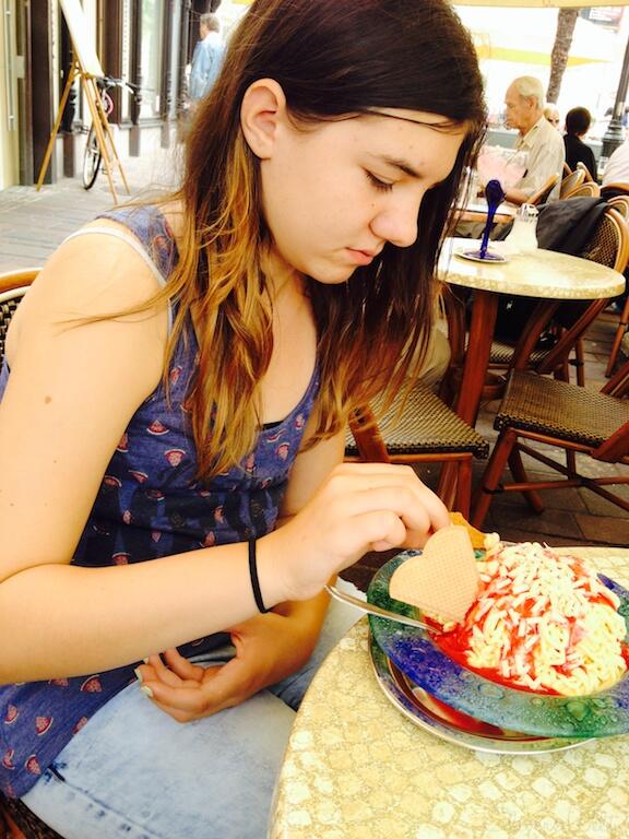 Bild ohne Beschreibung Bild ohne Beschreibung