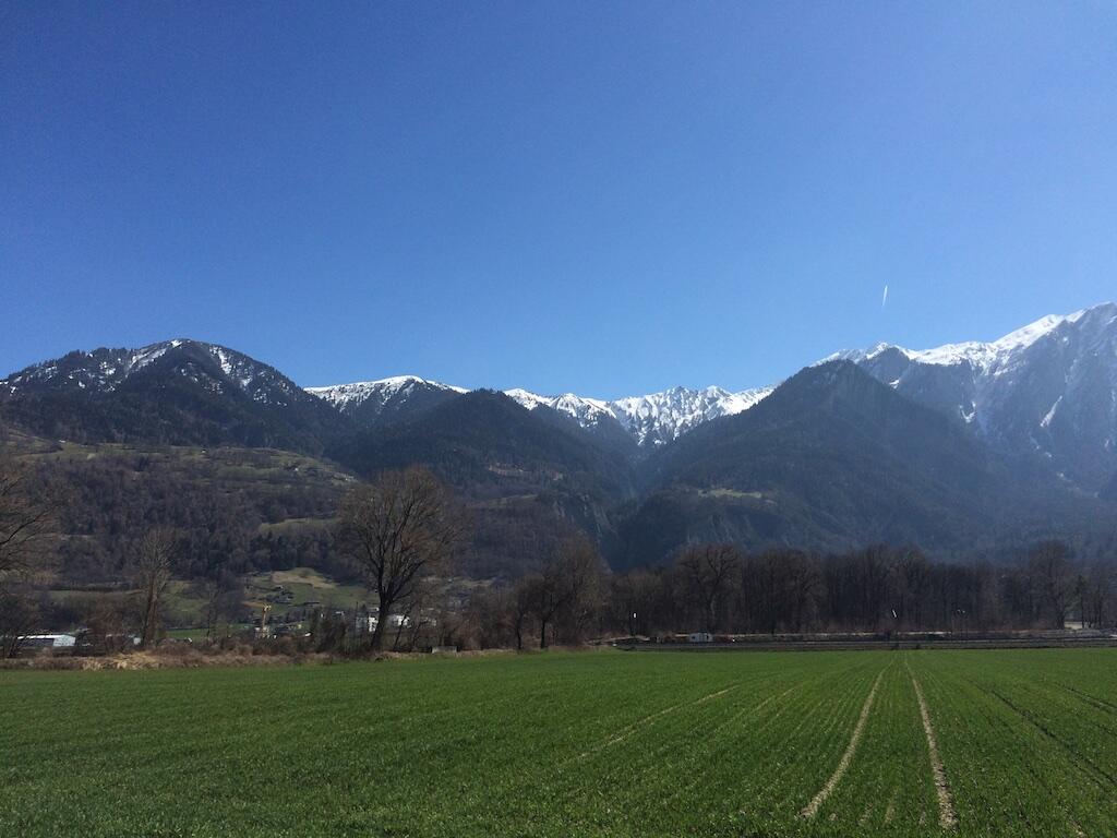 Bild ohne Beschreibung Bild ohne Beschreibung