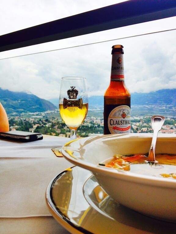 Bild ohne Beschreibung Bild ohne Beschreibung