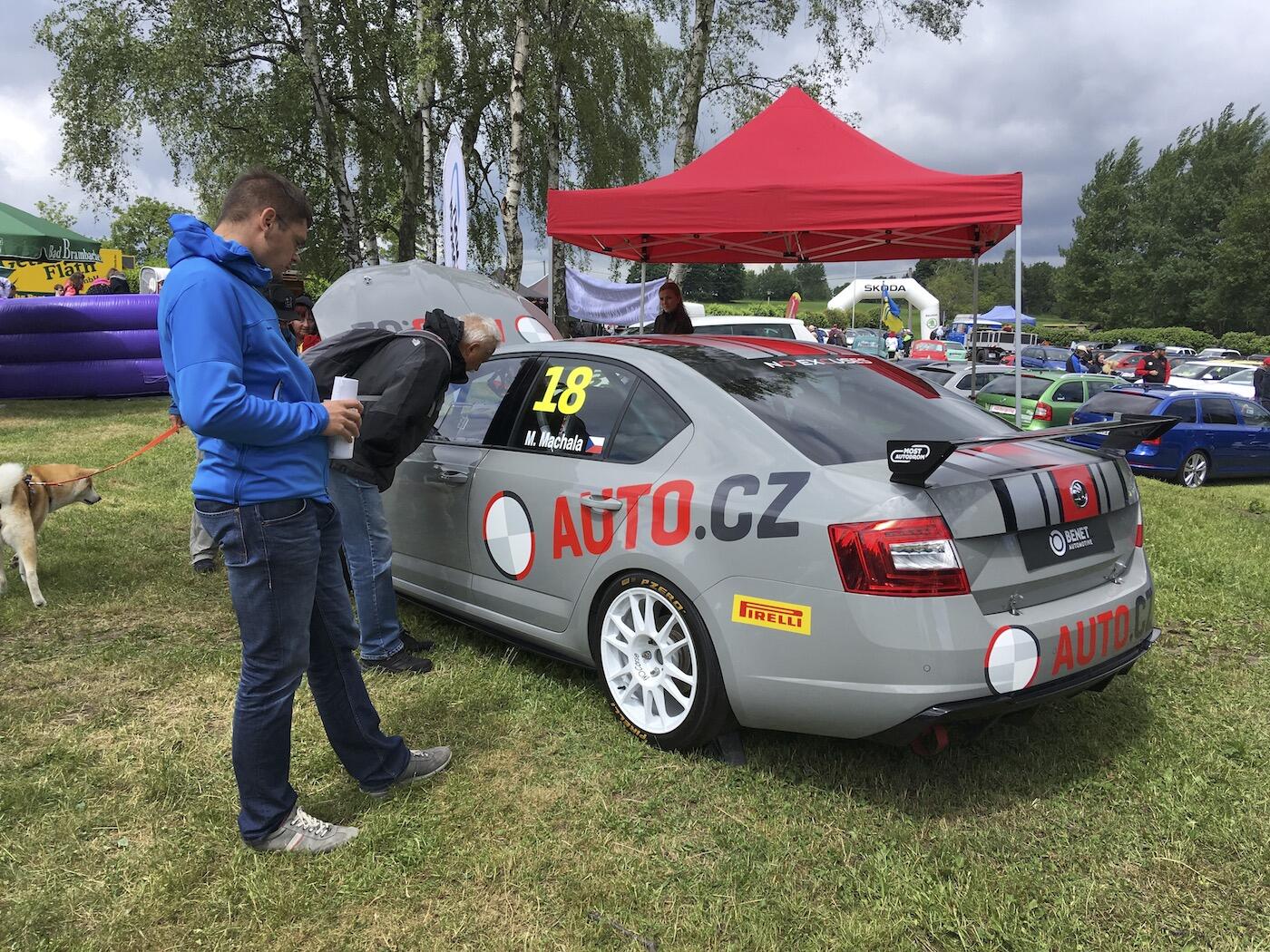 Bild ohne Beschreibung Bild ohne Beschreibung