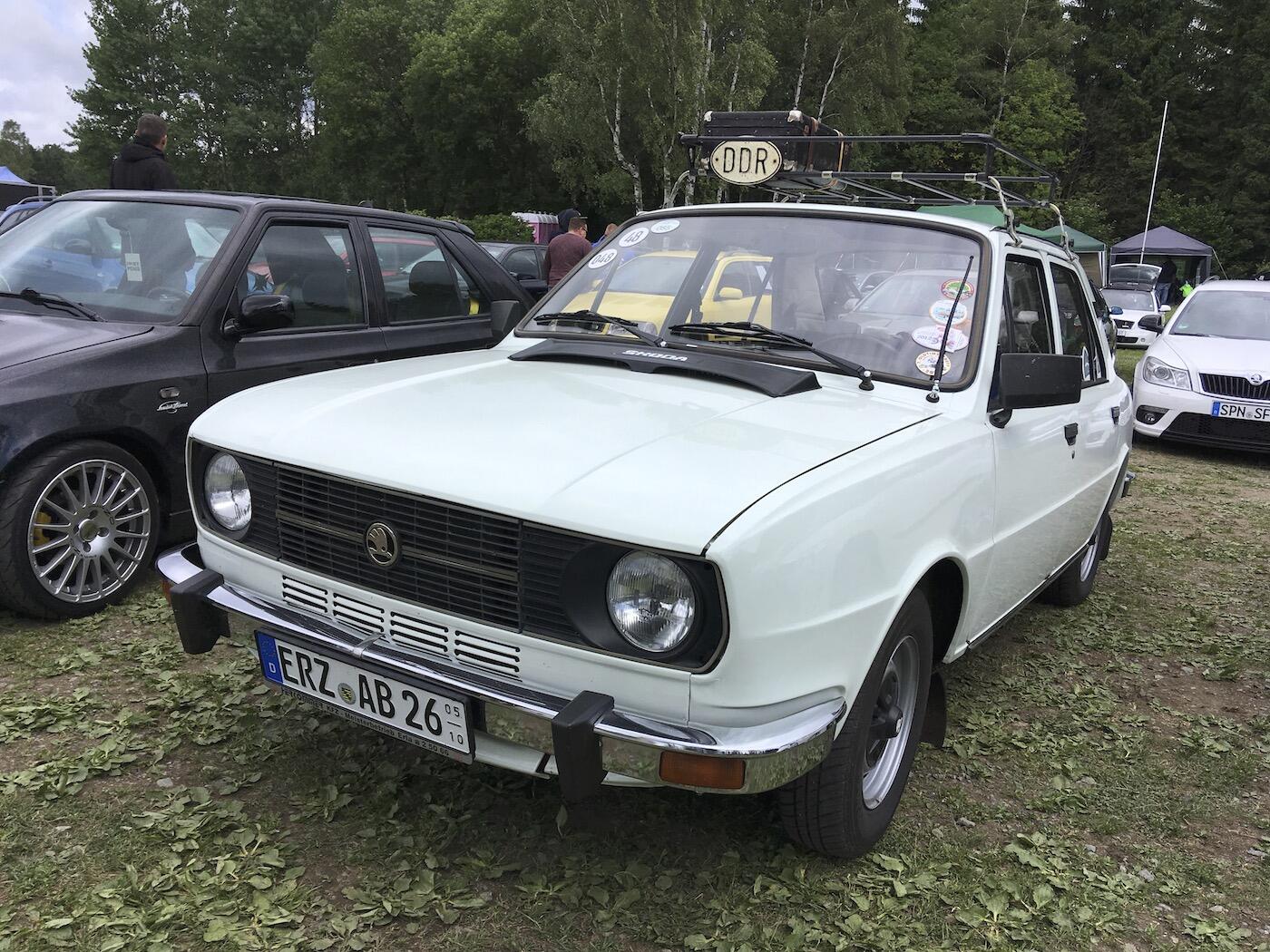 Bild ohne Beschreibung Bild ohne Beschreibung