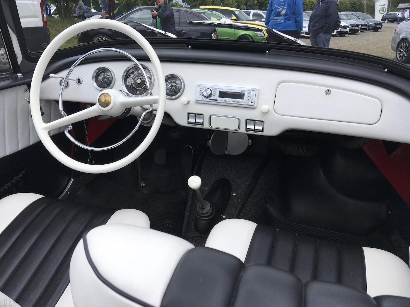 Bild ohne Beschreibung Bild ohne Beschreibung