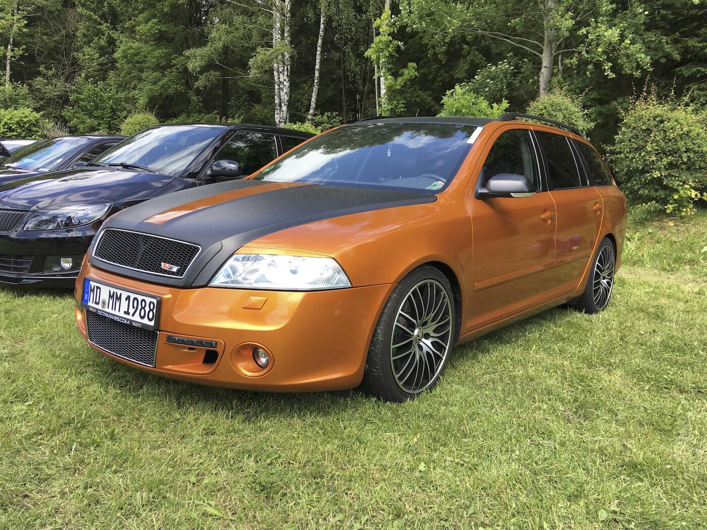 Bild ohne Beschreibung Bild ohne Beschreibung