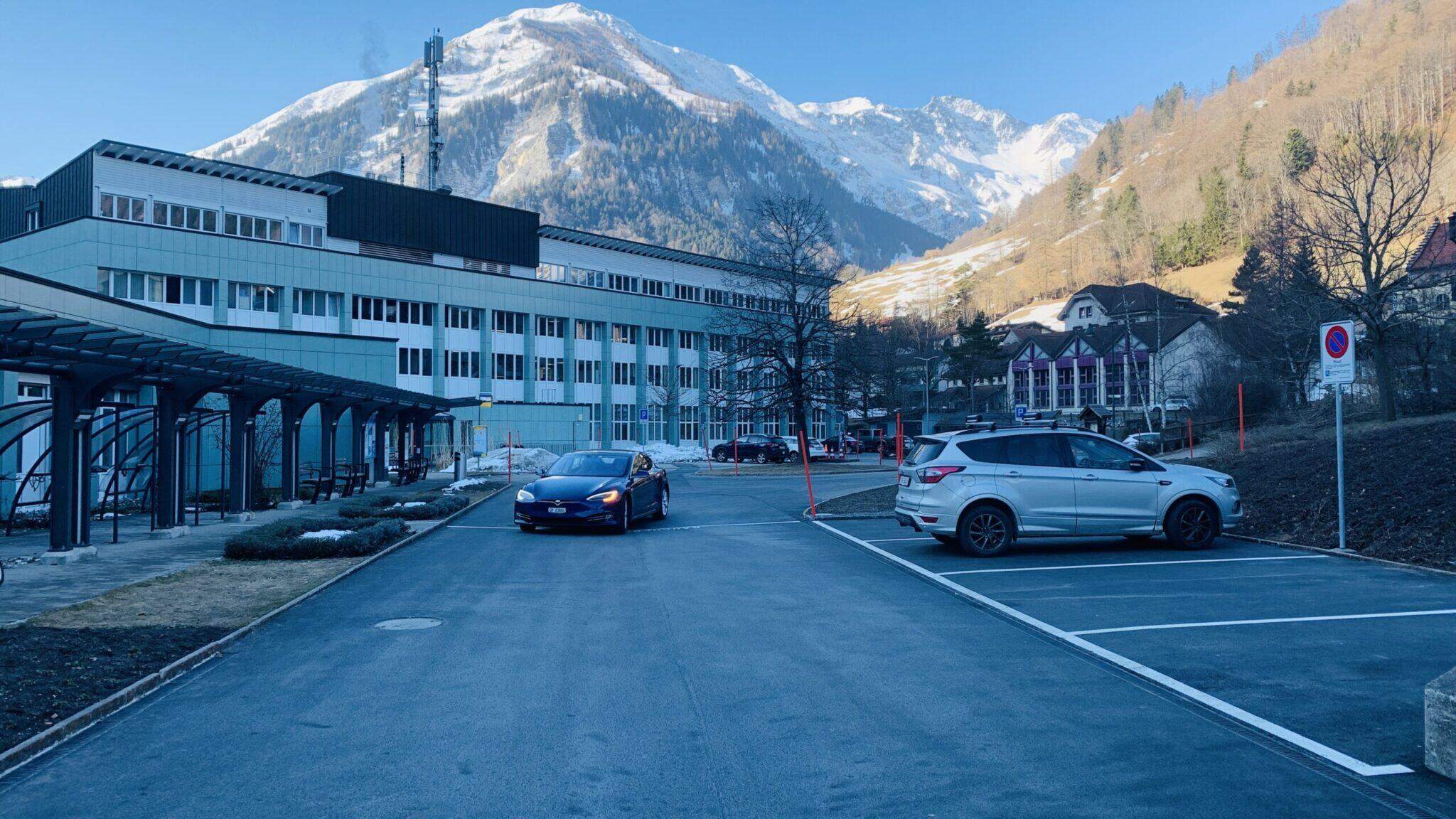 Bild ohne Beschreibung Bild ohne Beschreibung