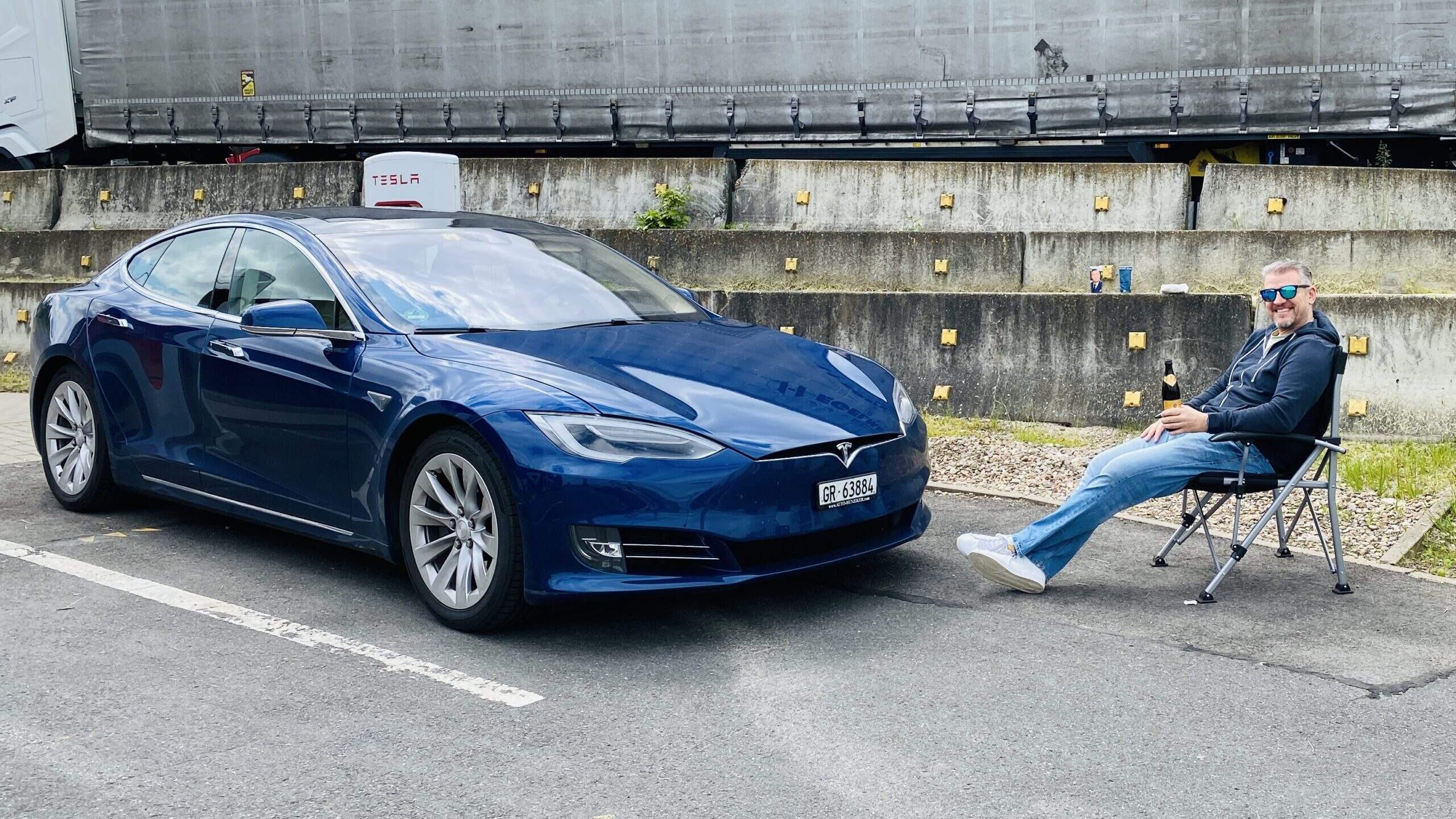 Bild ohne Beschreibung Bild ohne Beschreibung