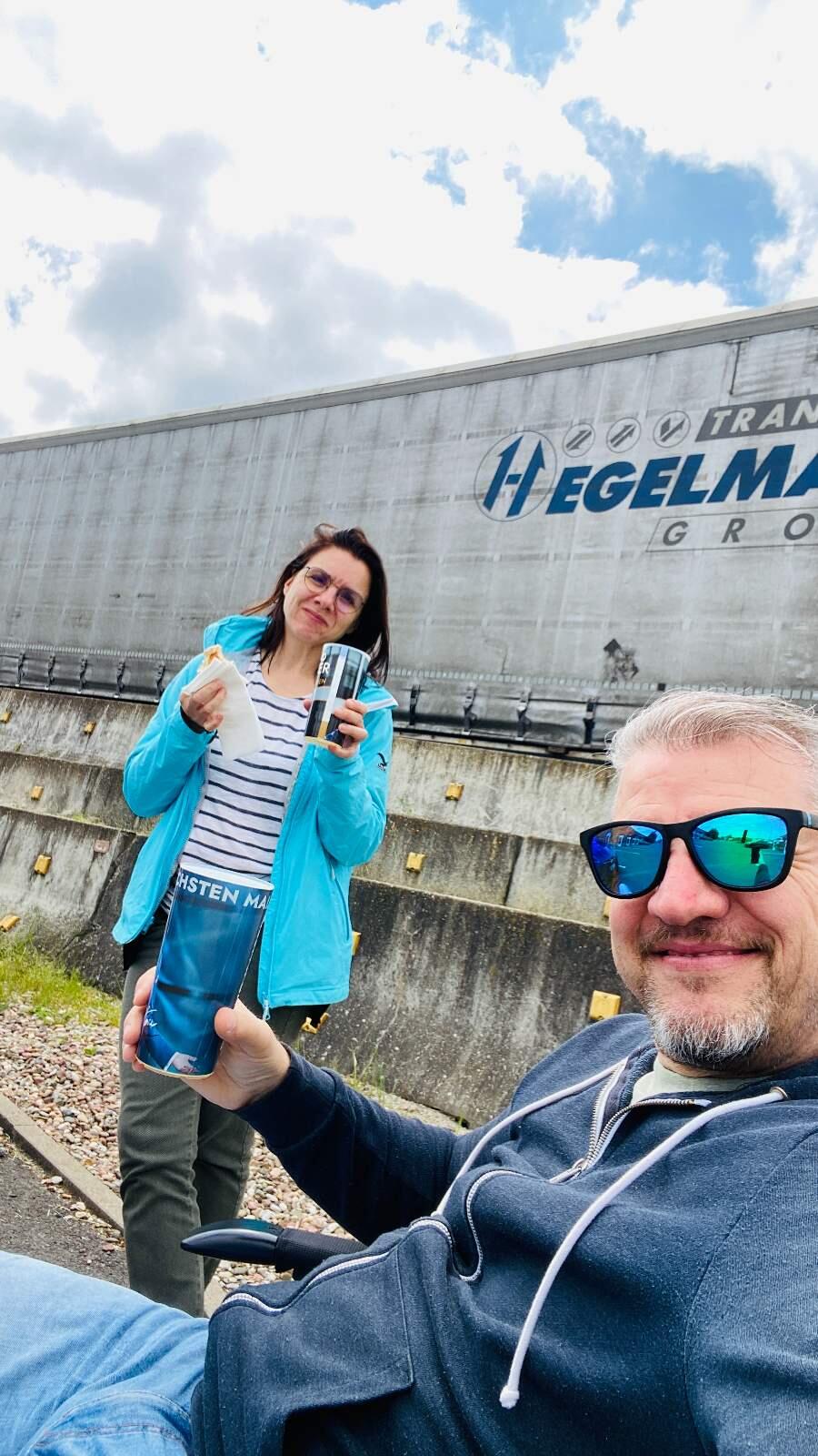 Bild ohne Beschreibung Bild ohne Beschreibung