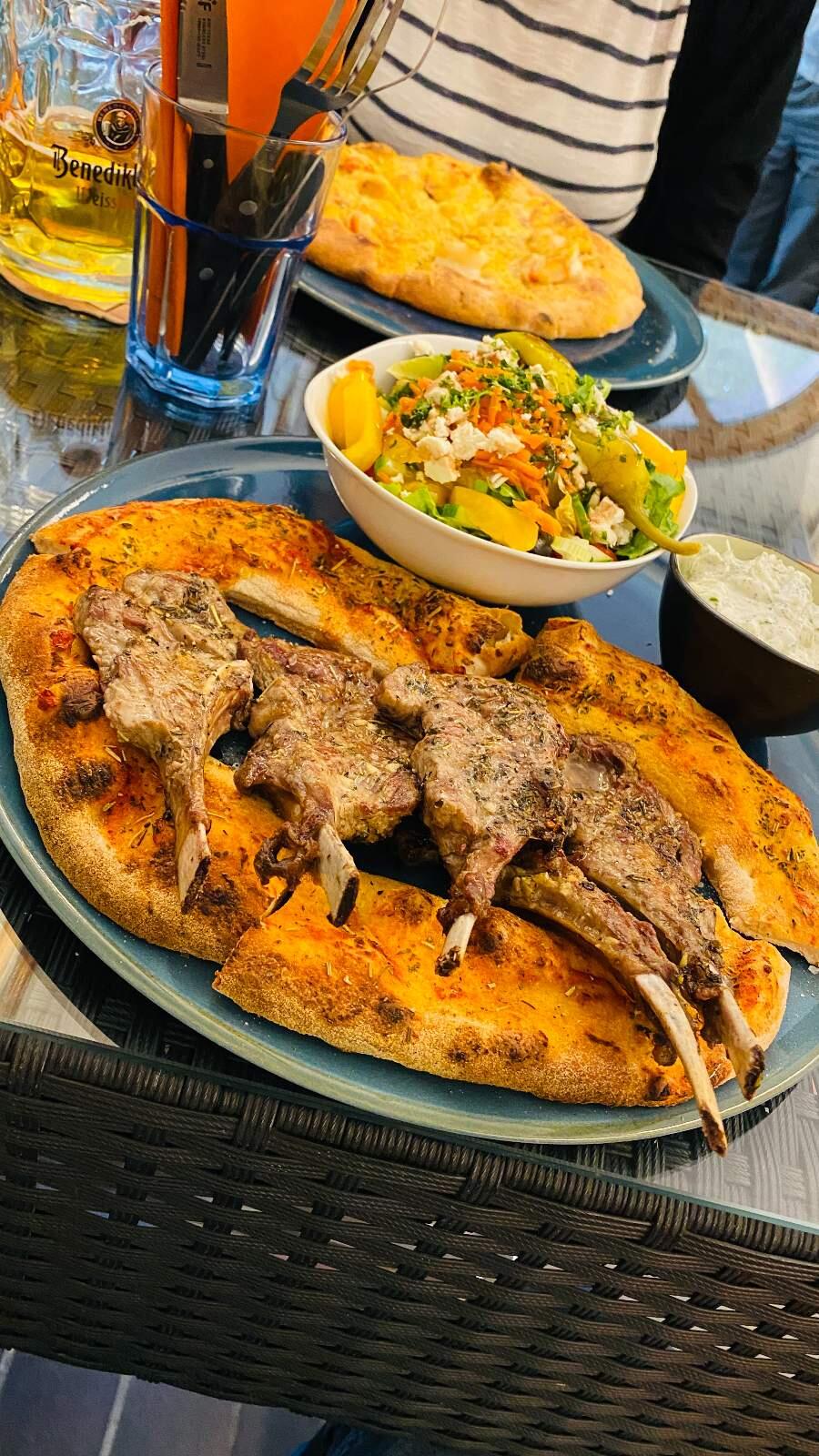 Bild ohne Beschreibung Bild ohne Beschreibung