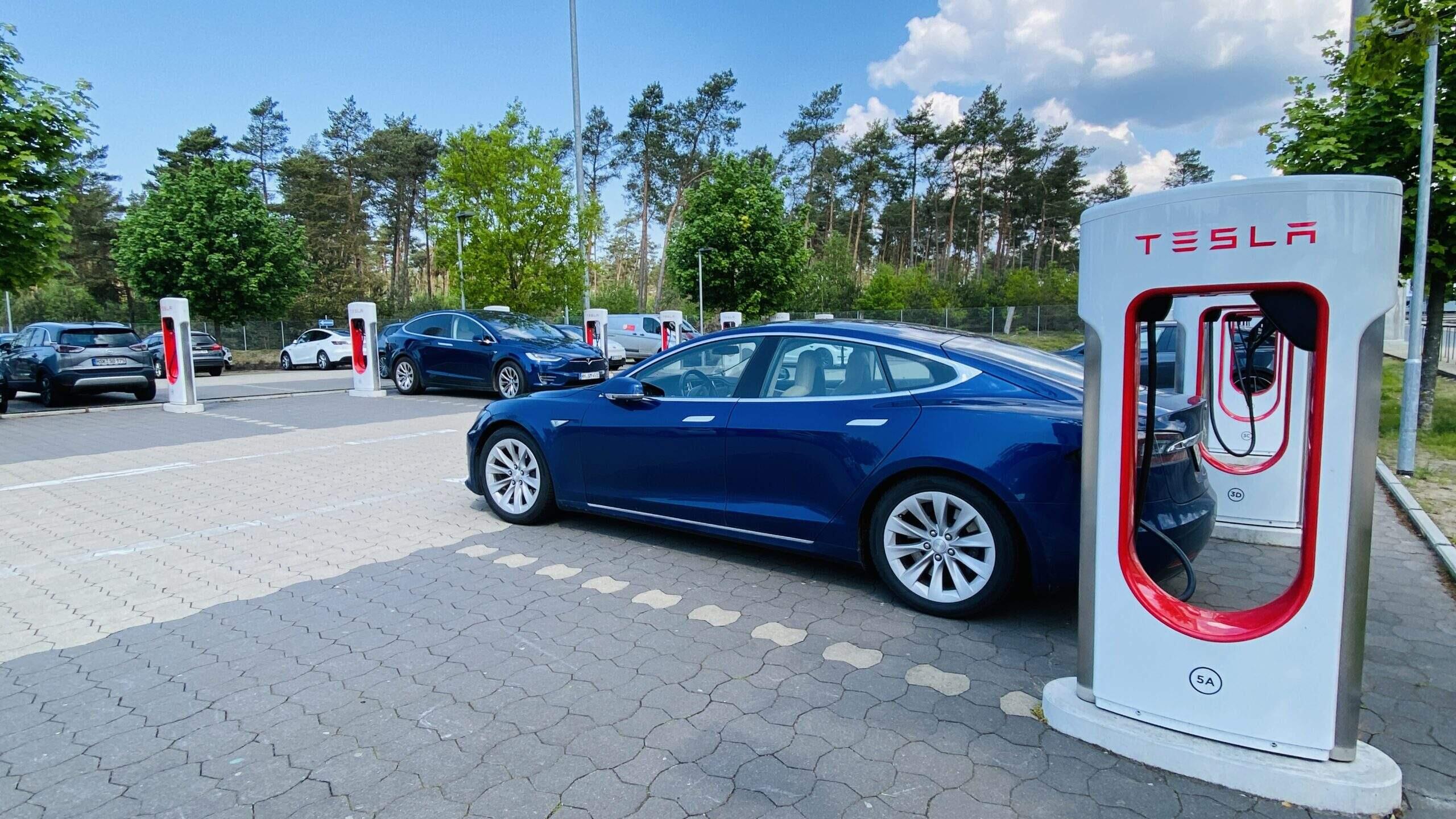 Bild ohne Beschreibung Bild ohne Beschreibung