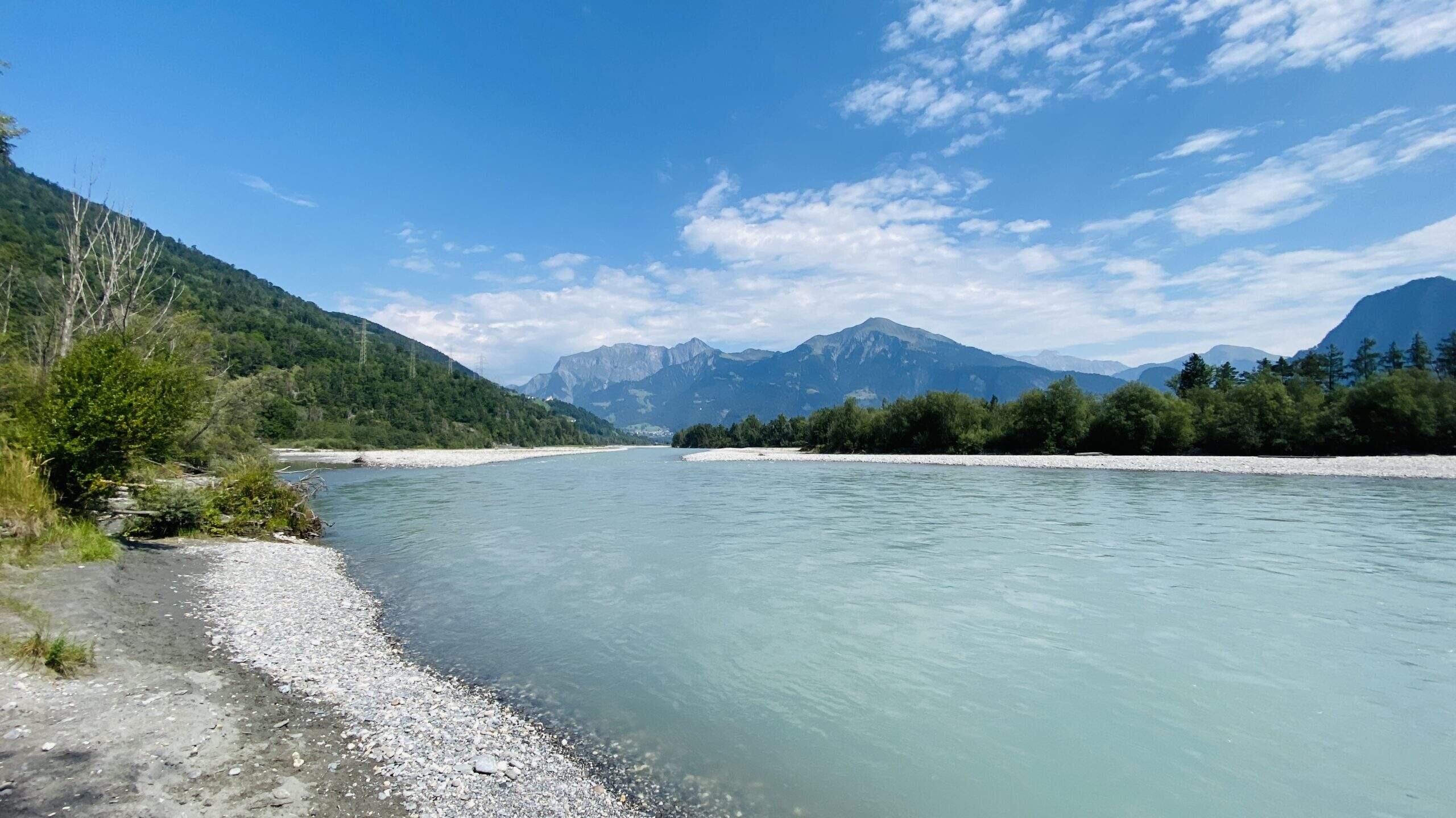 Bild ohne Beschreibung Bild ohne Beschreibung