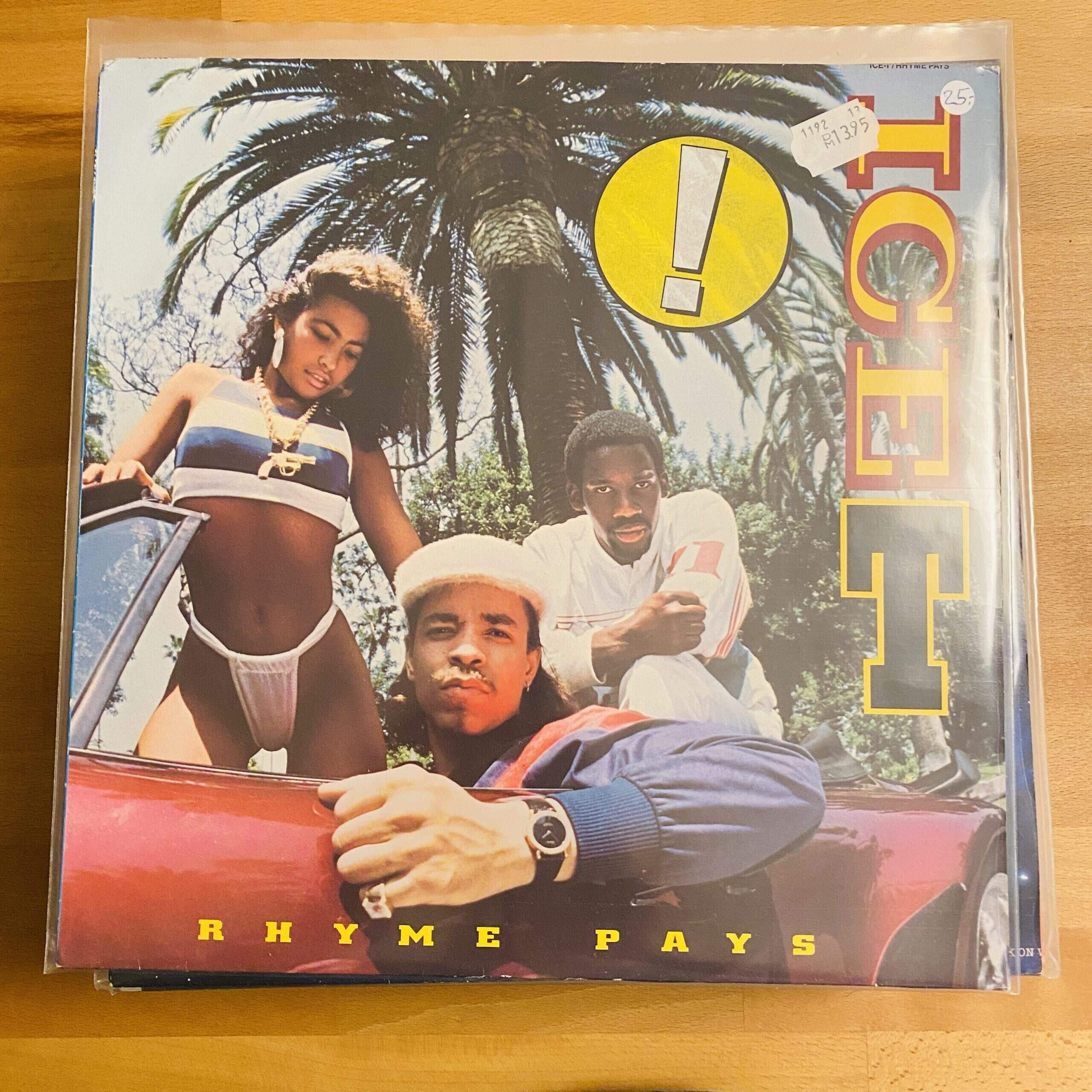 Bild ohne Beschreibung Bild ohne Beschreibung