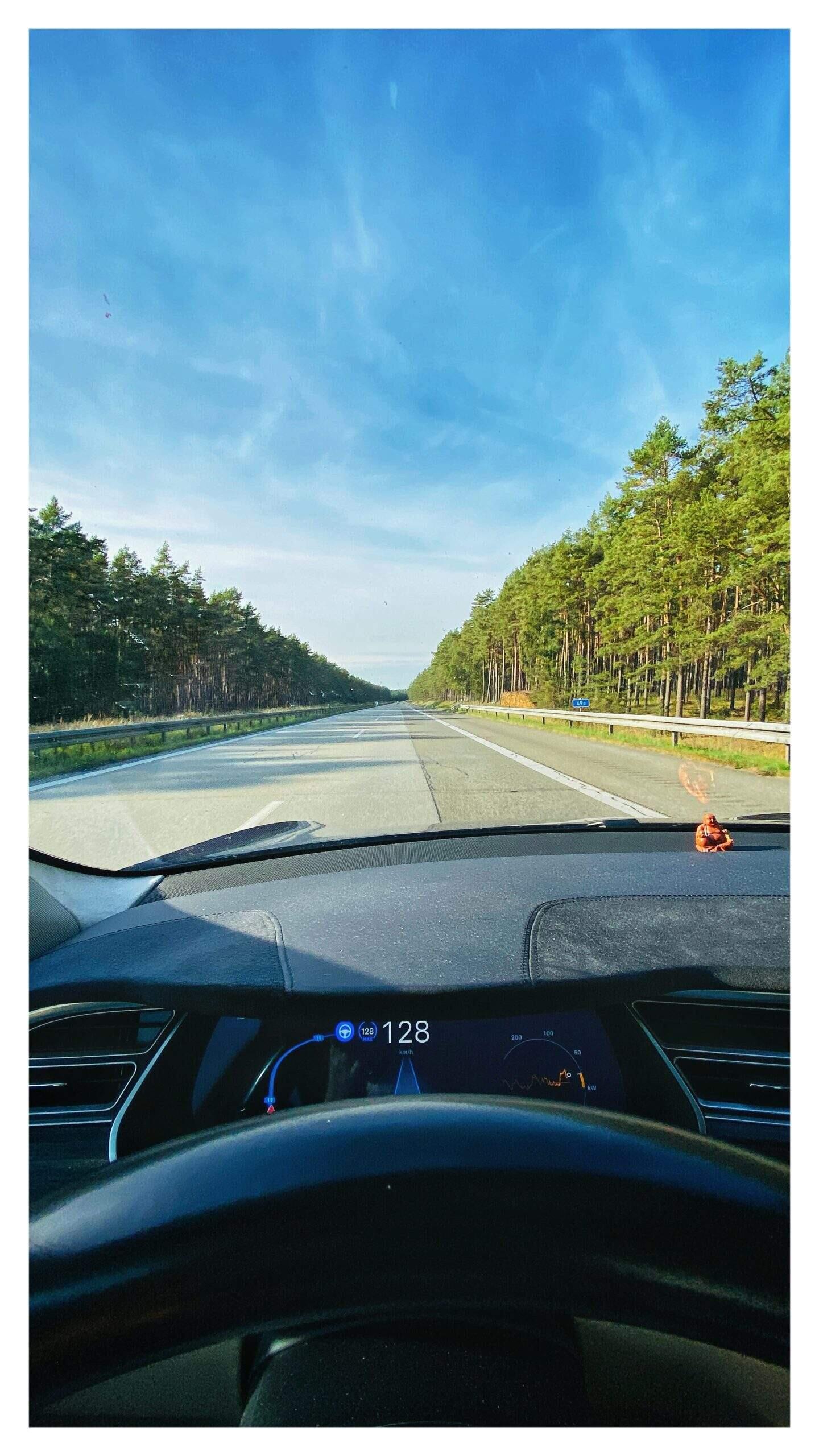 Bild ohne Beschreibung Bild ohne Beschreibung