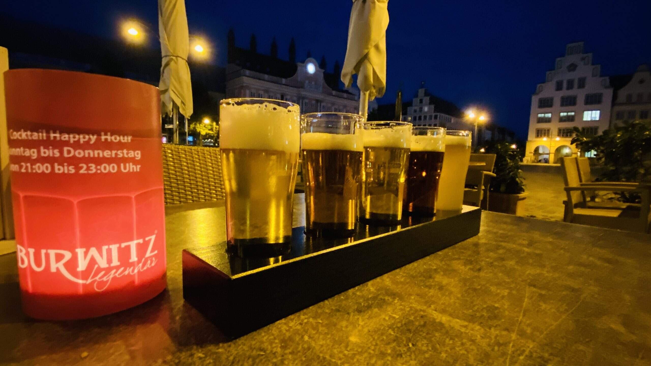 Bild ohne Beschreibung Bild ohne Beschreibung