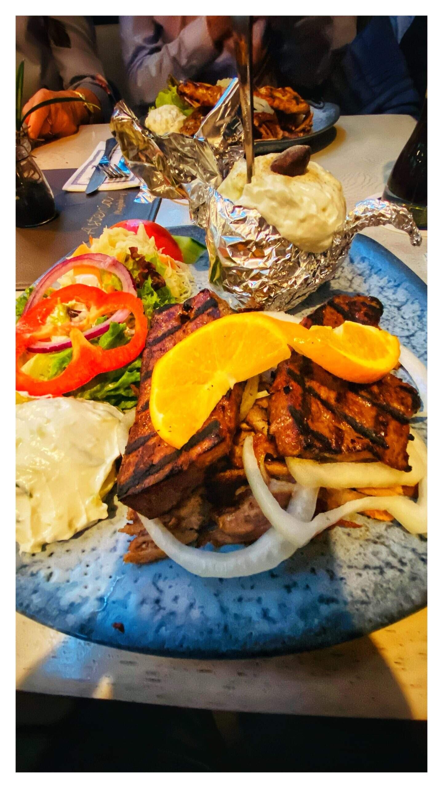 Bild ohne Beschreibung Bild ohne Beschreibung