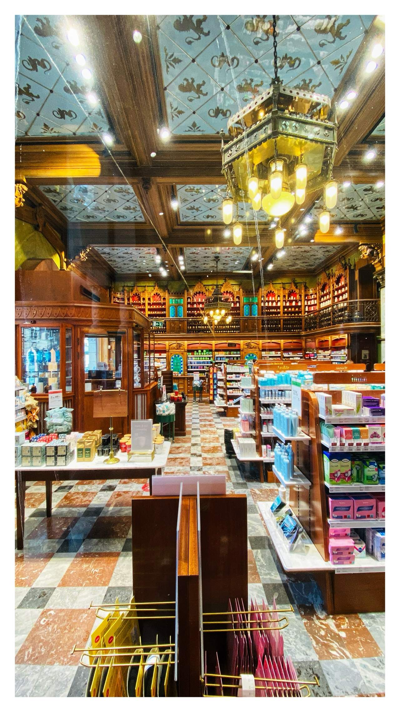 Bild ohne Beschreibung Bild ohne Beschreibung