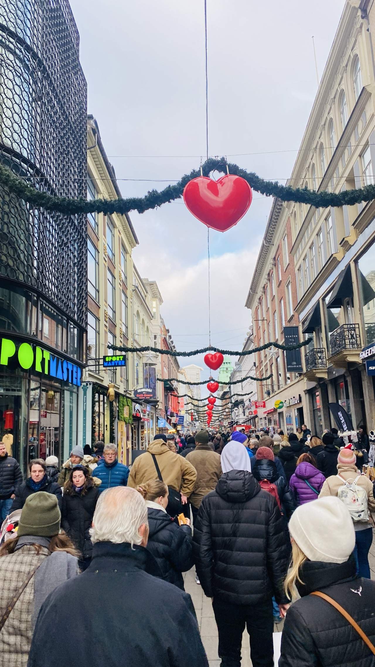 Bild ohne Beschreibung Bild ohne Beschreibung