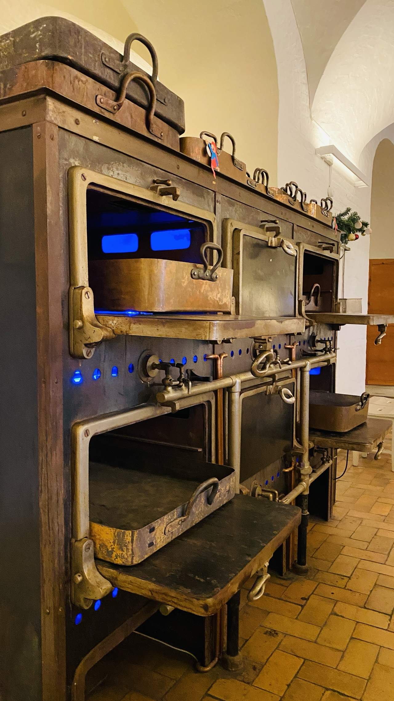 Bild ohne Beschreibung Bild ohne Beschreibung