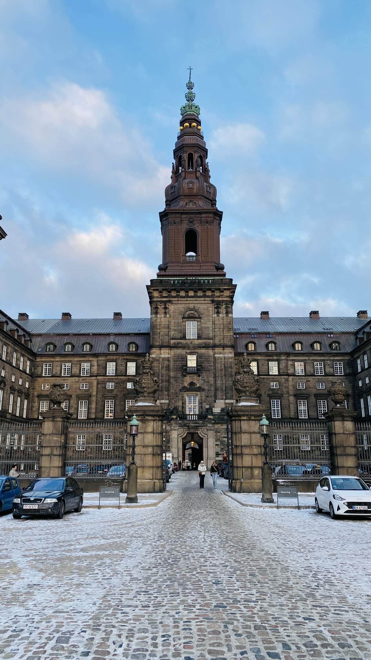 Bild ohne Beschreibung Bild ohne Beschreibung