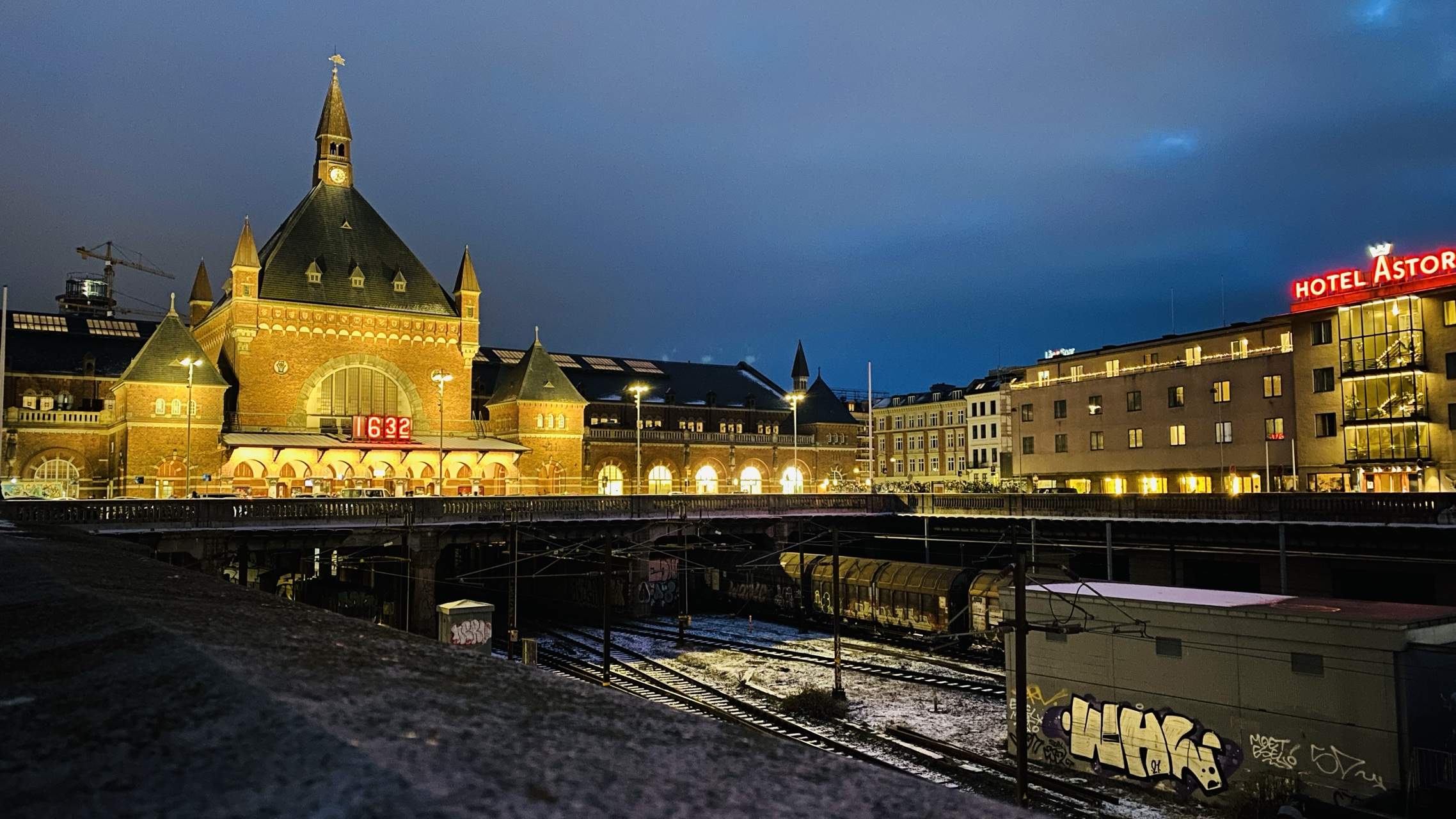 Bild ohne Beschreibung Bild ohne Beschreibung