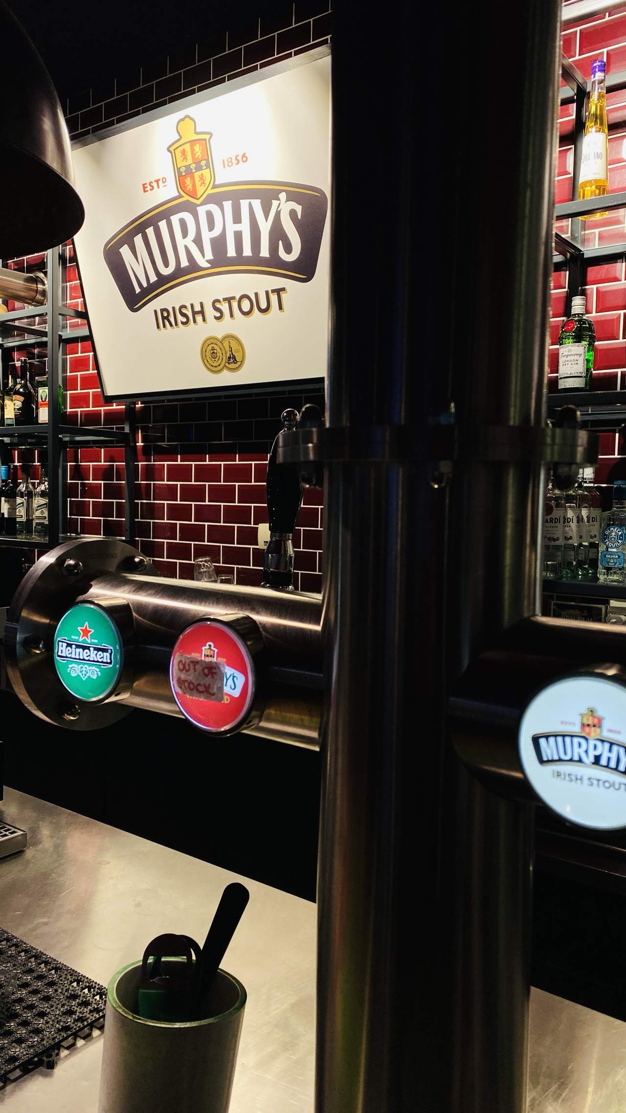 Bild ohne Beschreibung Bild ohne Beschreibung