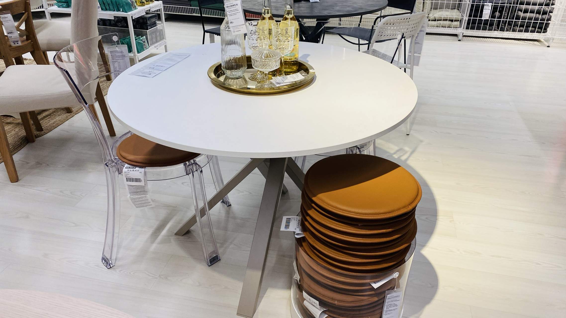 Bild ohne Beschreibung Bild ohne Beschreibung