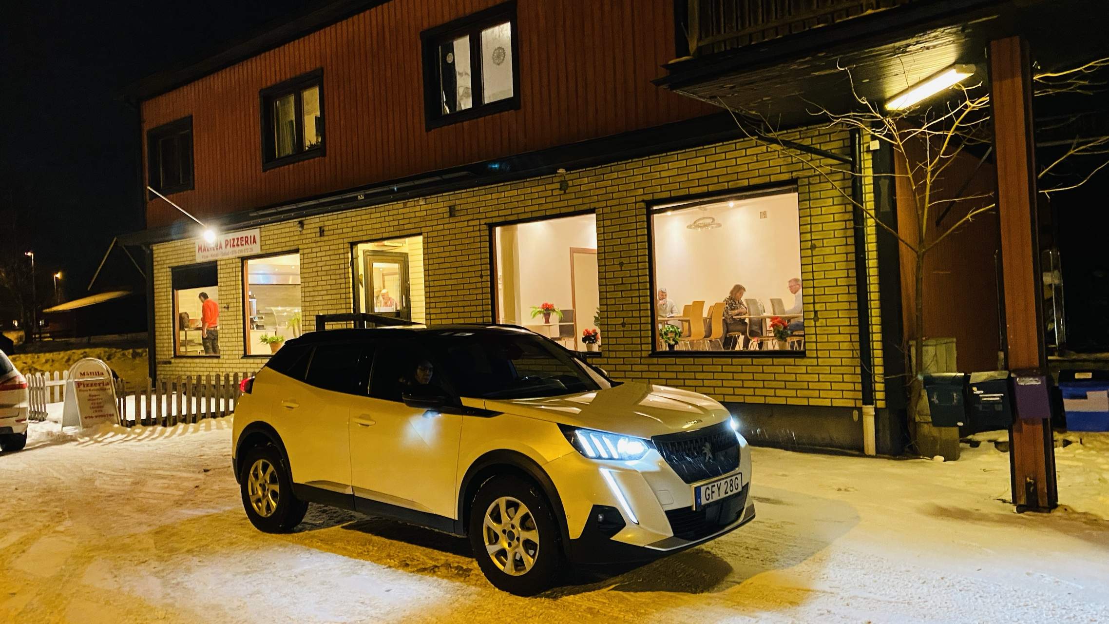 Bild ohne Beschreibung Bild ohne Beschreibung