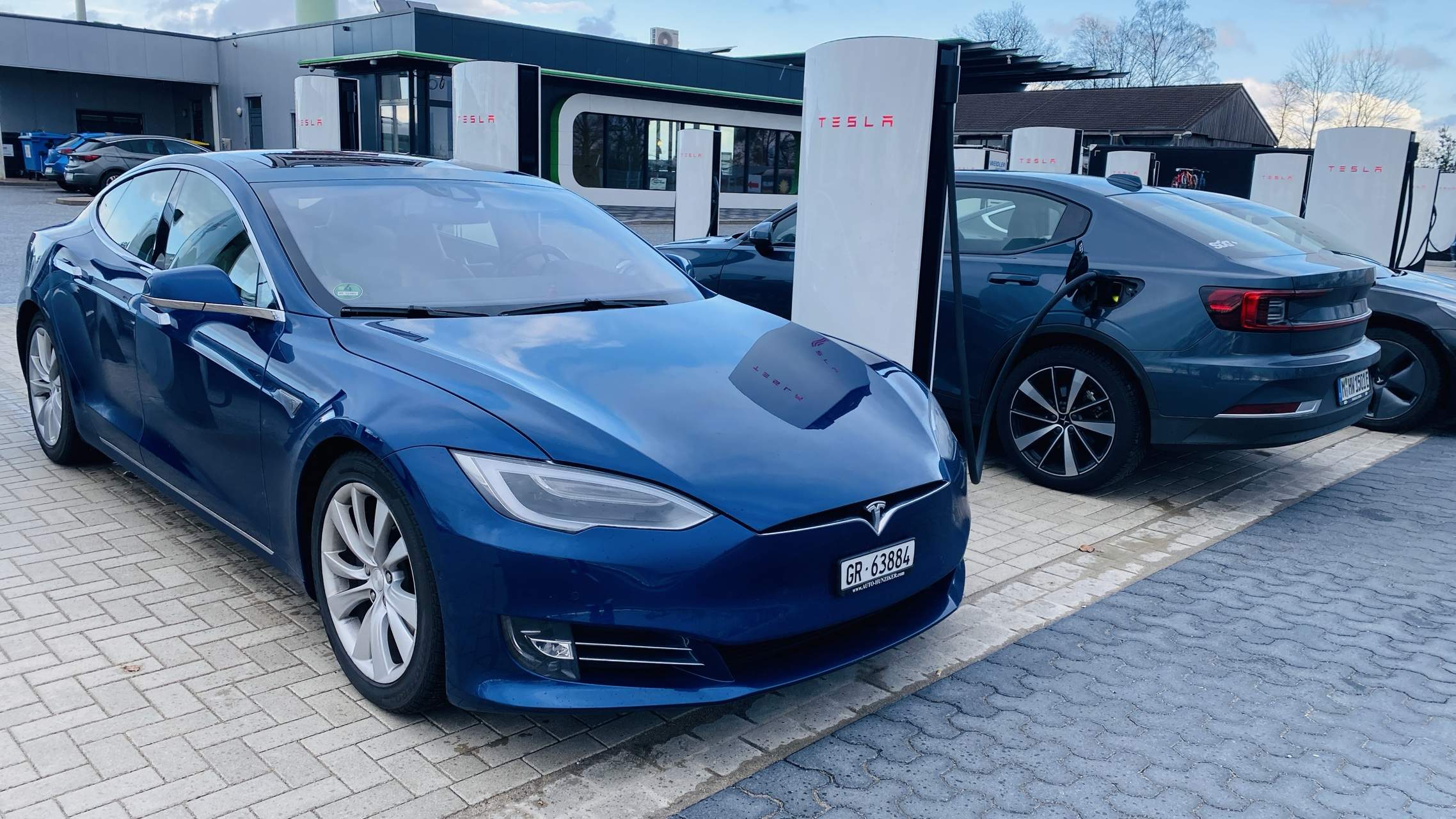 Bild ohne Beschreibung Bild ohne Beschreibung