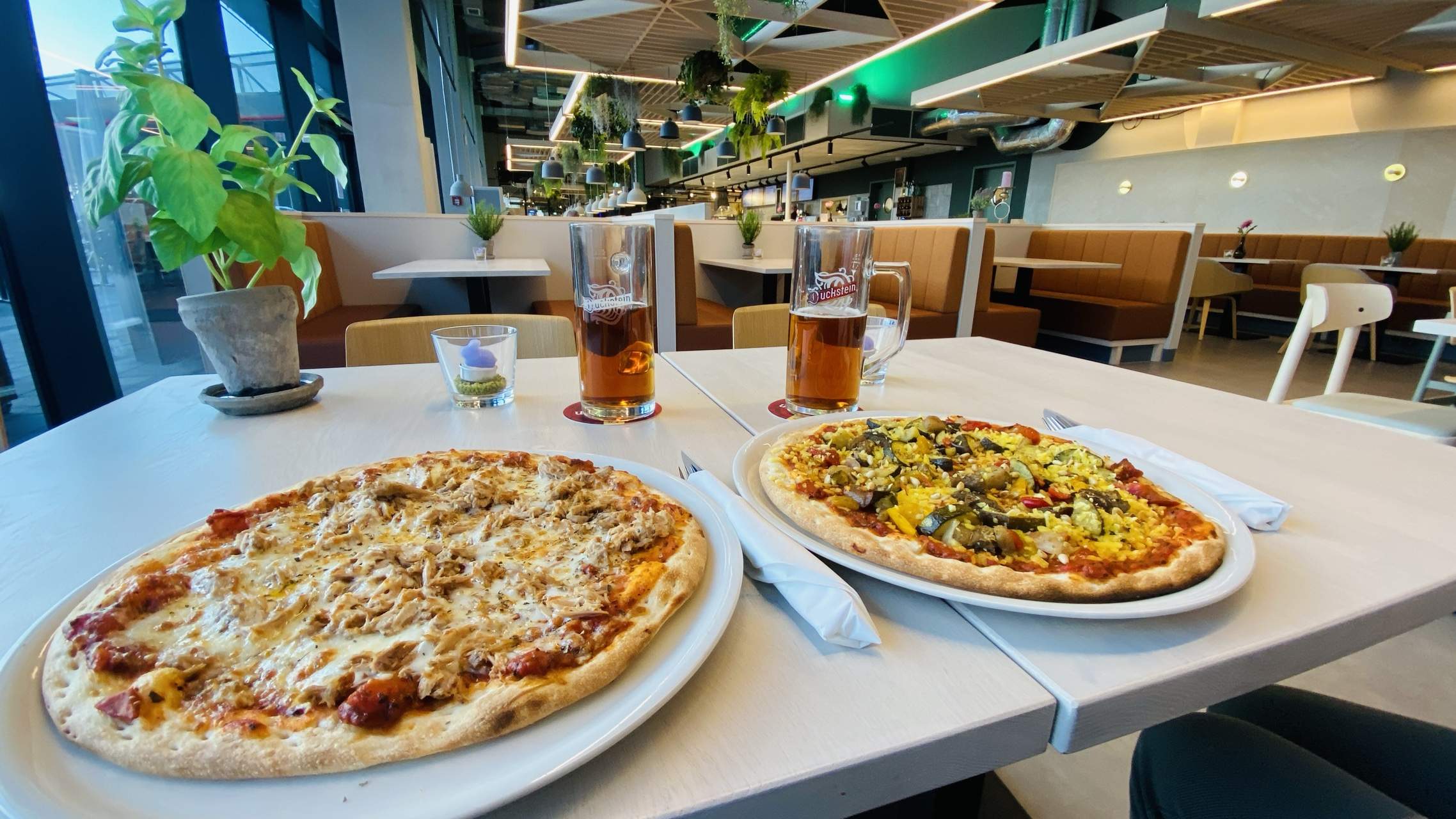 Bild ohne Beschreibung Bild ohne Beschreibung