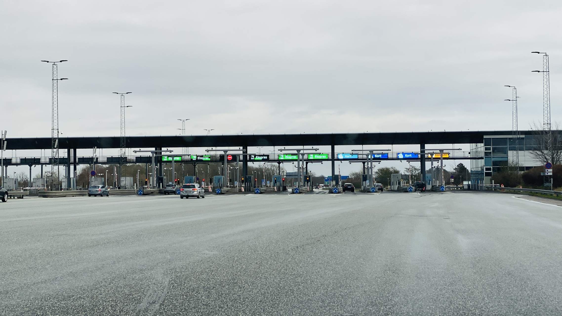 Bild ohne Beschreibung Bild ohne Beschreibung