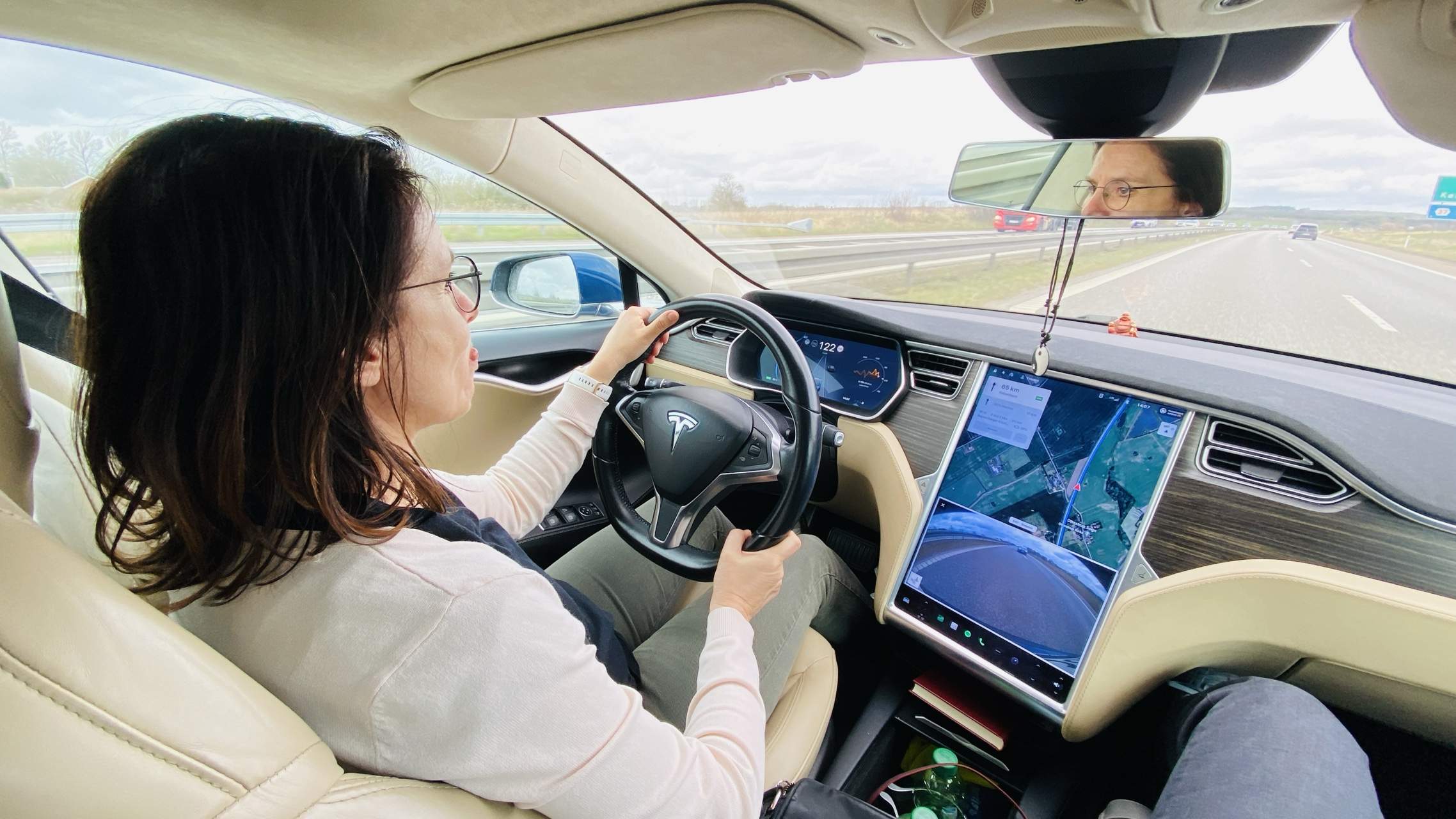 Bild ohne Beschreibung Bild ohne Beschreibung