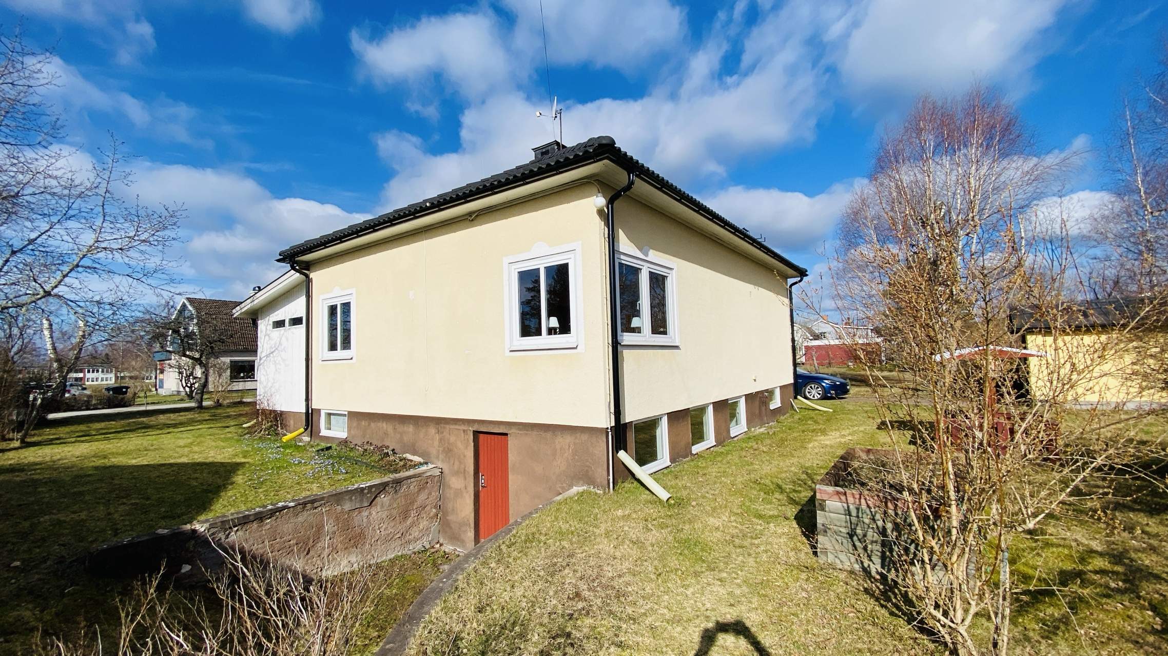 Bild ohne Beschreibung Bild ohne Beschreibung