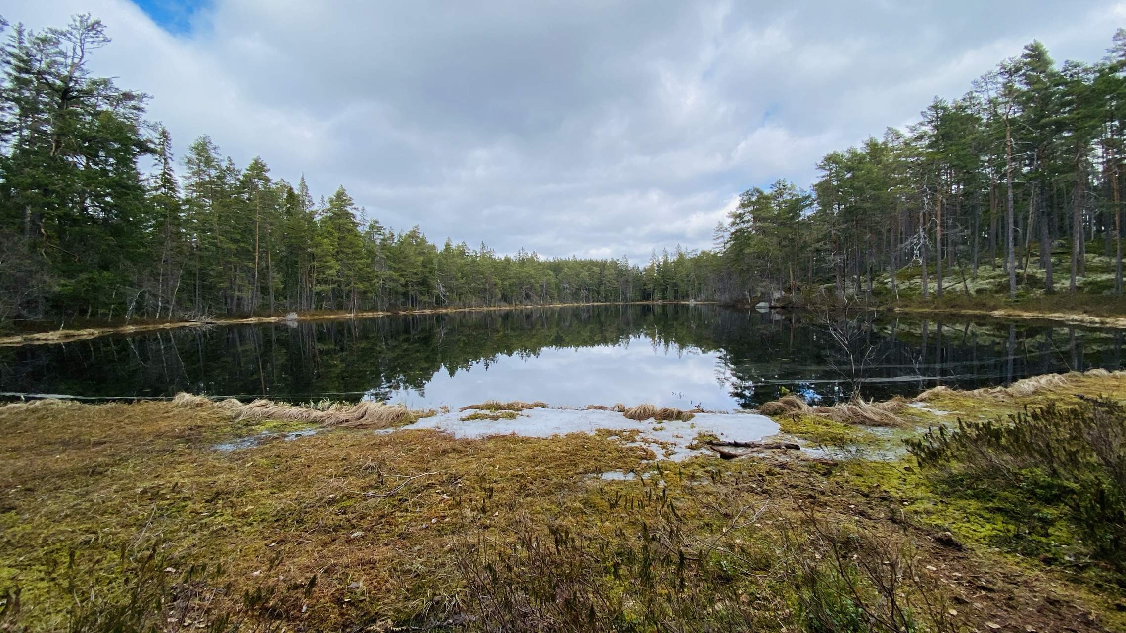 Bild ohne Beschreibung Bild ohne Beschreibung