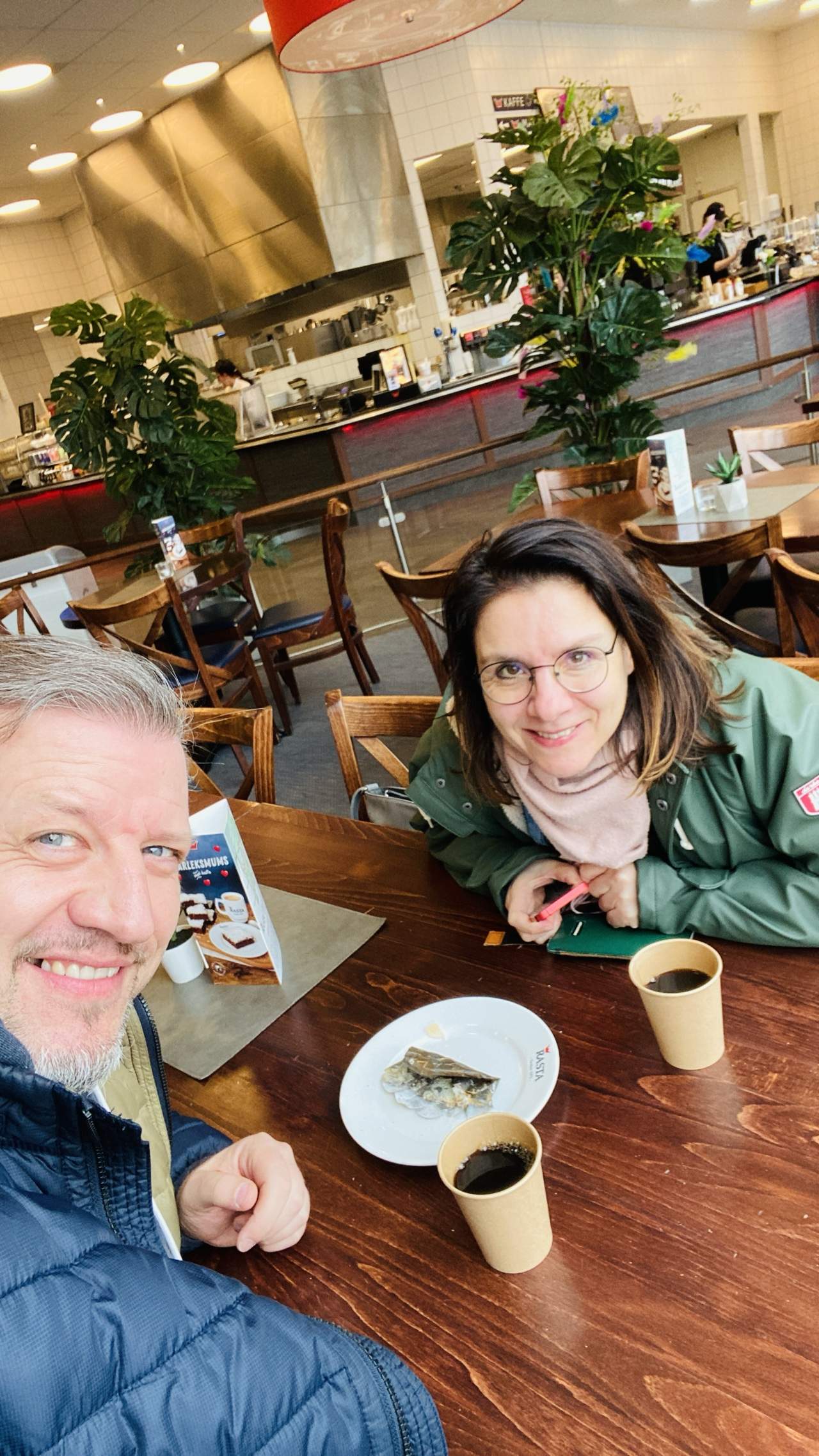 Bild ohne Beschreibung Bild ohne Beschreibung