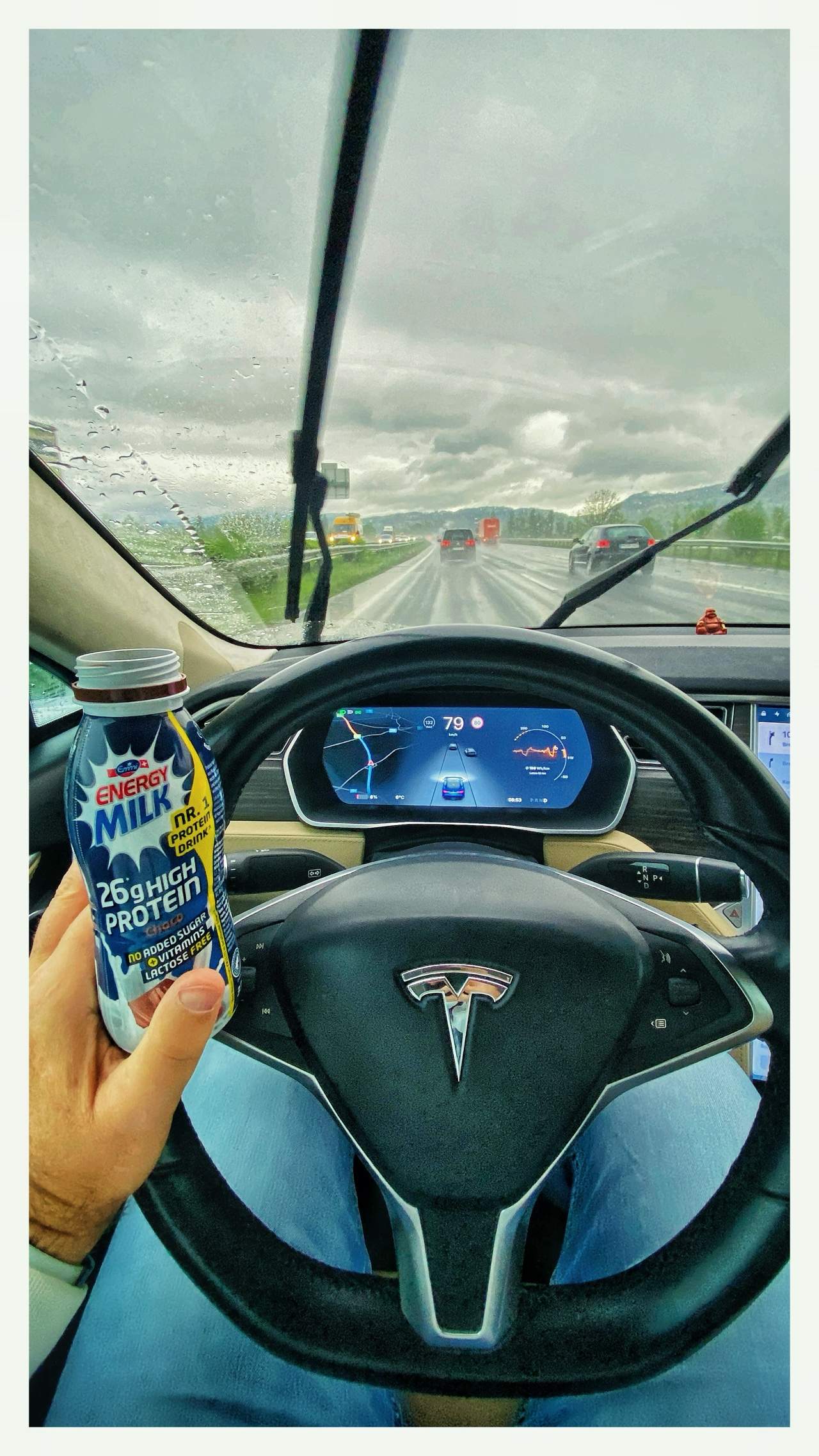 Bild ohne Beschreibung Bild ohne Beschreibung