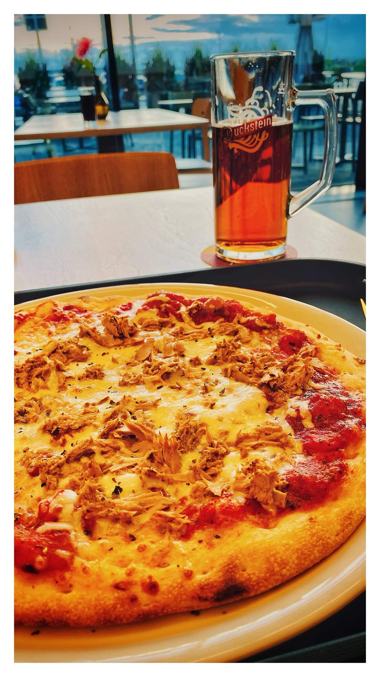 Bild ohne Beschreibung Bild ohne Beschreibung