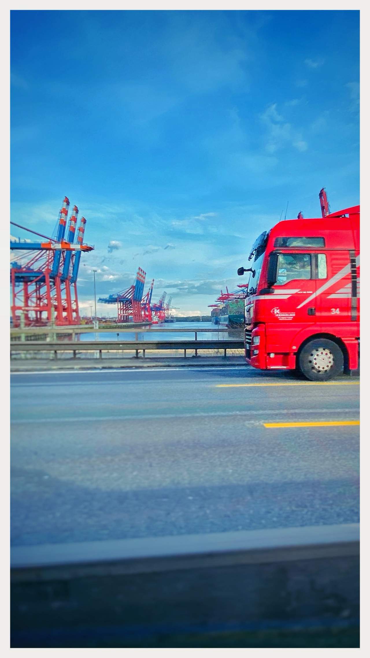 Bild ohne Beschreibung Bild ohne Beschreibung