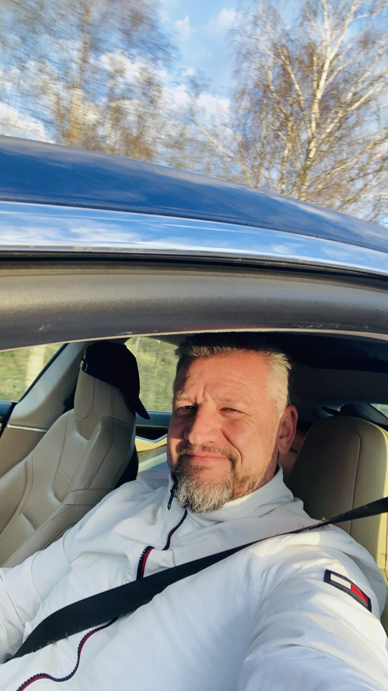 Bild ohne Beschreibung Bild ohne Beschreibung