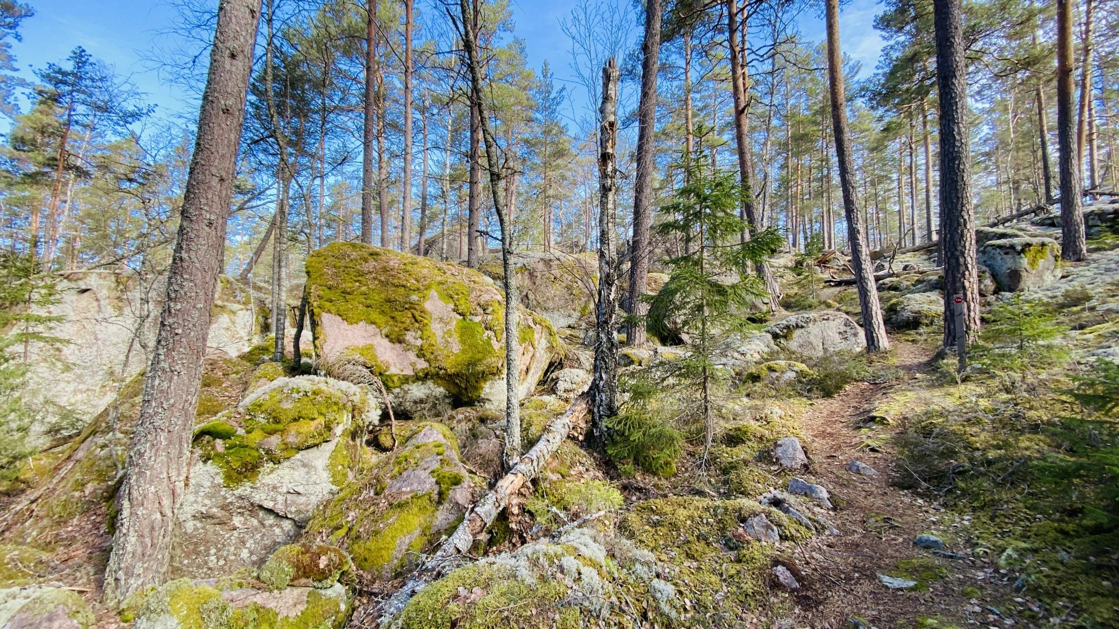 Bild ohne Beschreibung Bild ohne Beschreibung