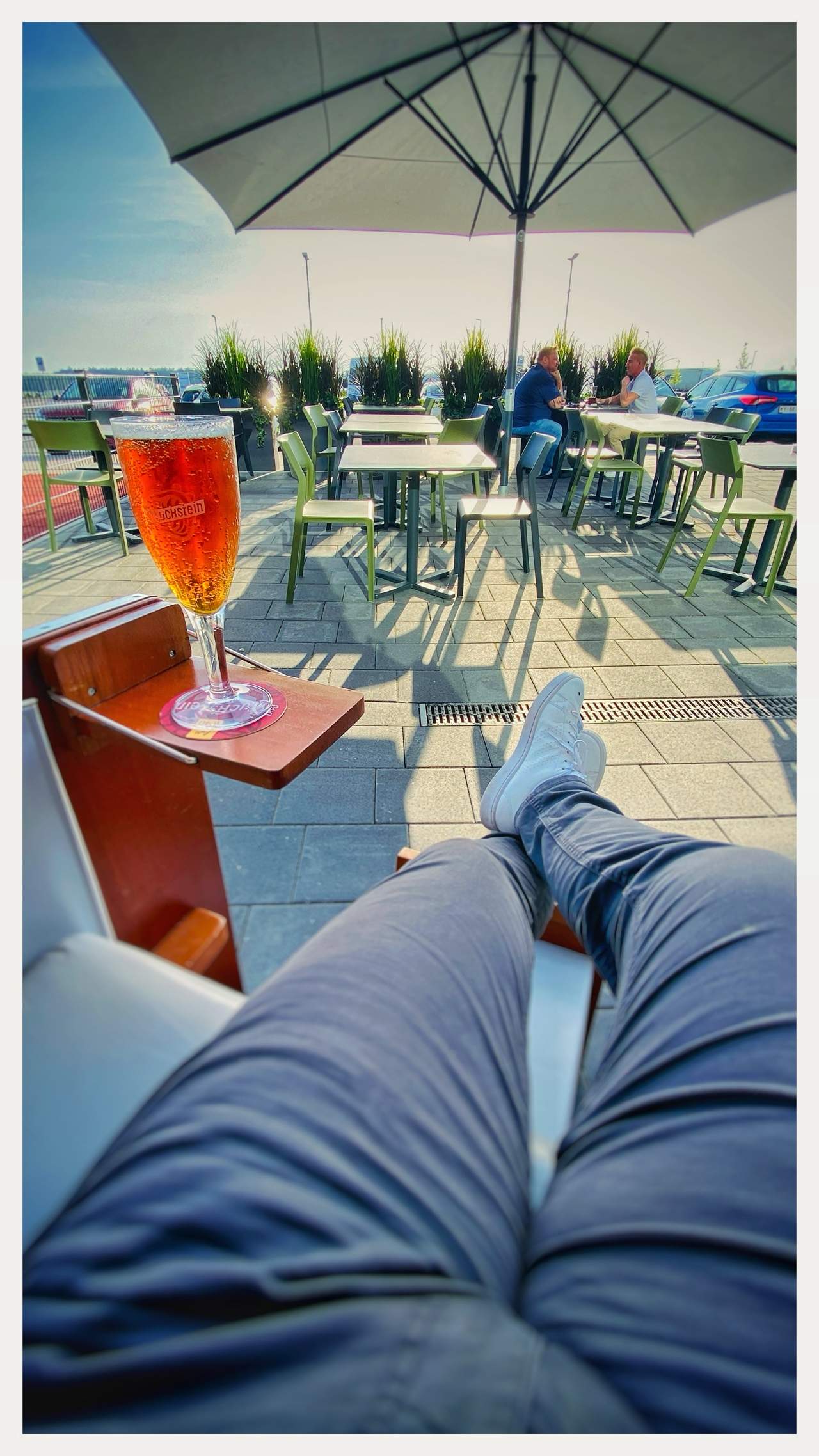 Bild ohne Beschreibung Bild ohne Beschreibung